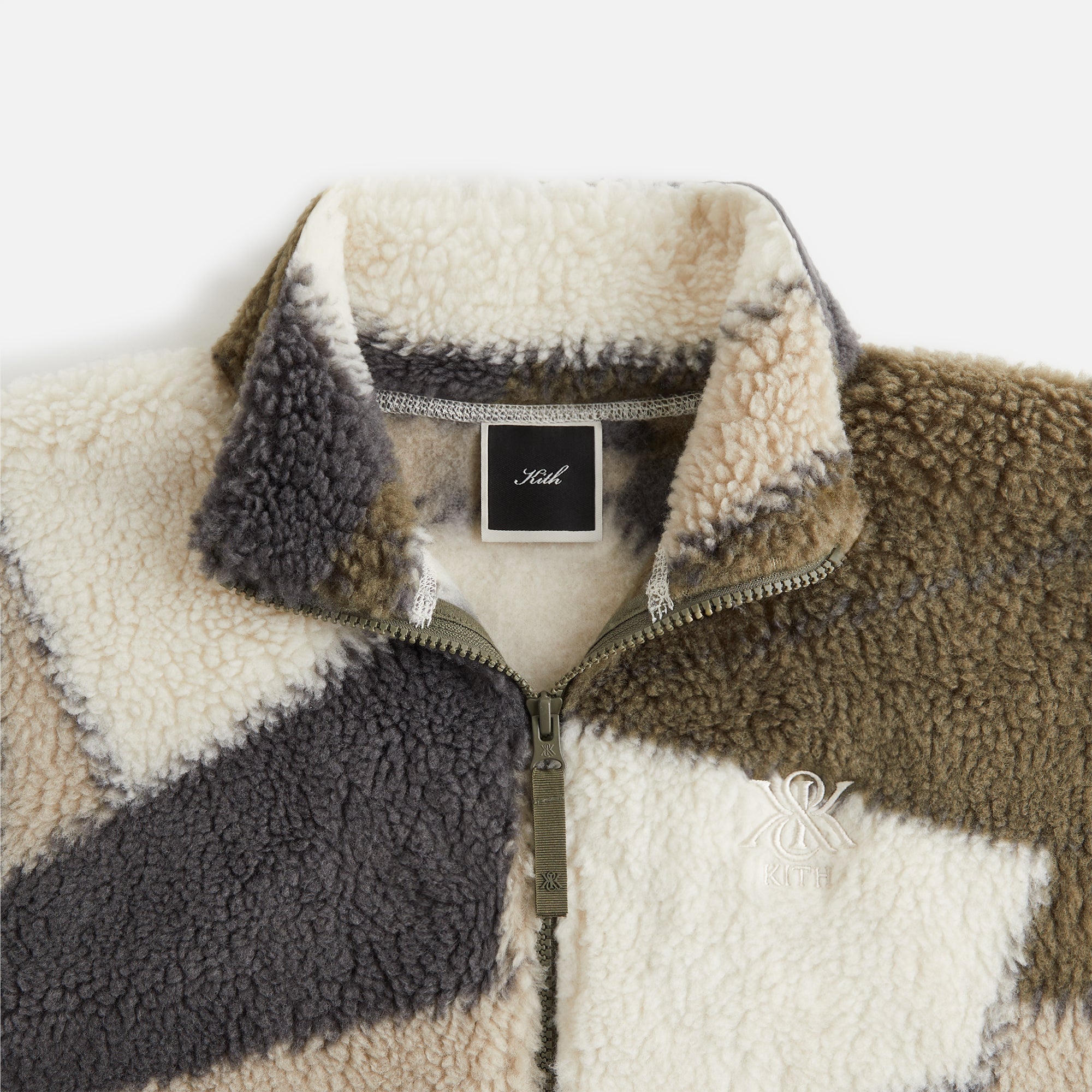 {product_title} - {shop_name}