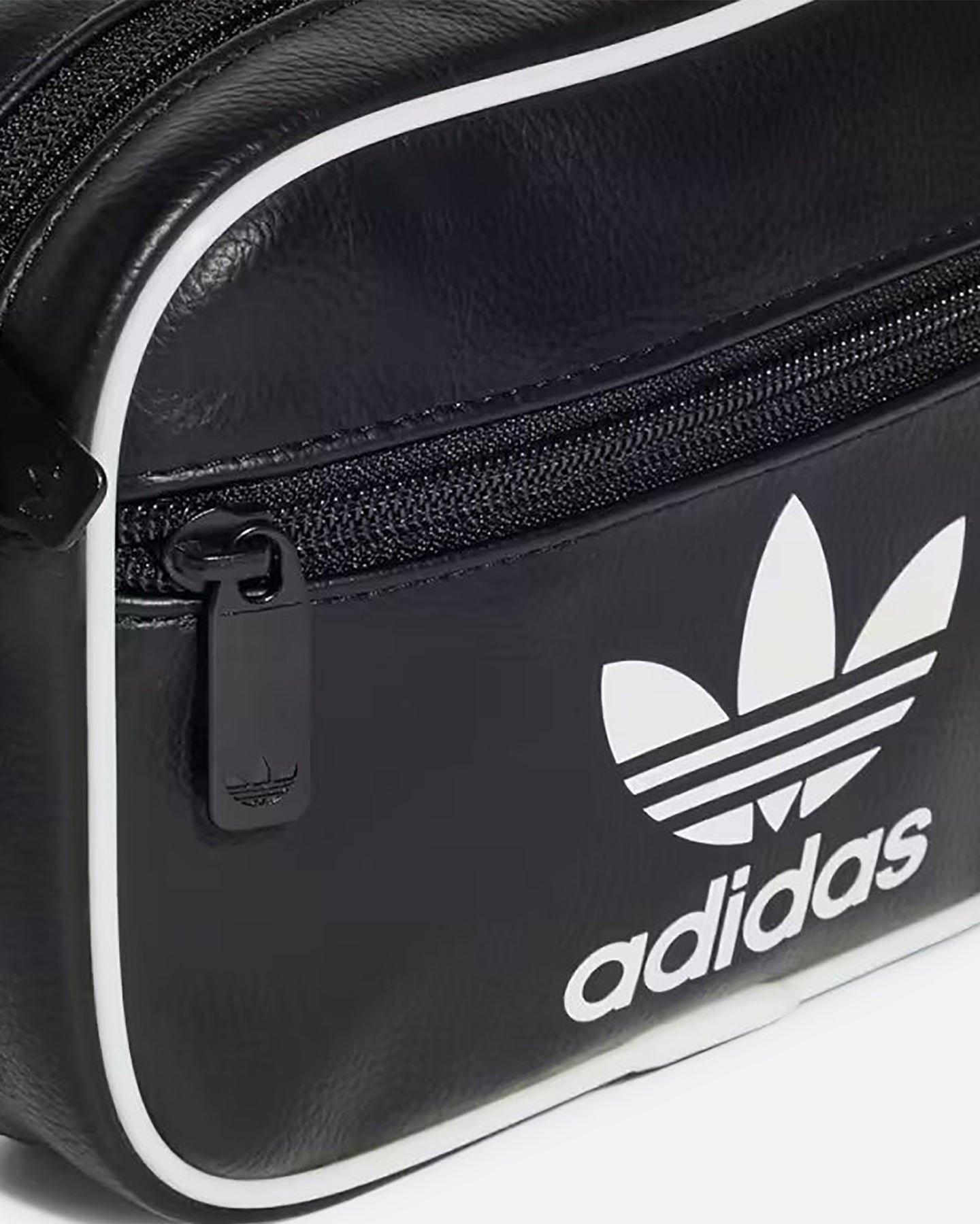 Adidas Adicolor Classic Mini Airliner Bag Black、mySite、zt4zffjzw