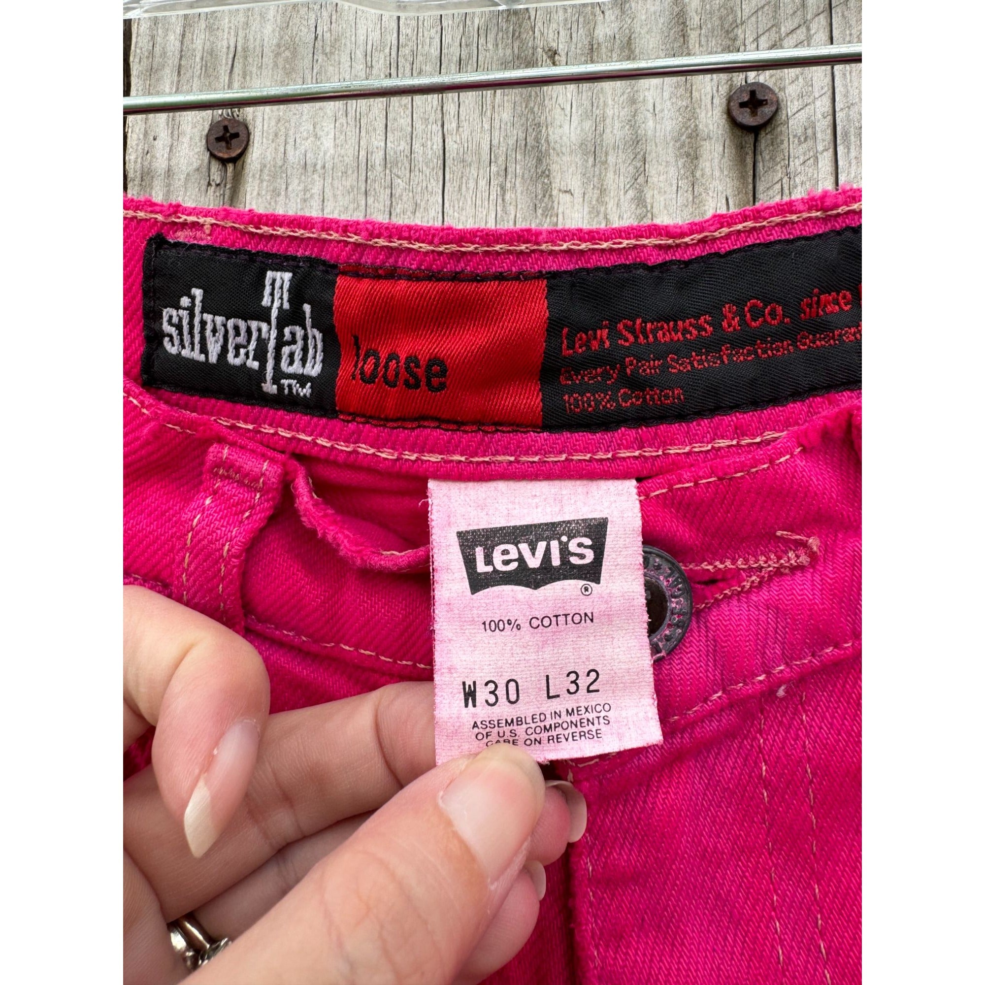 91' Levi's silverTab Loose Fit Hot Pink Cut Off Raw Hem Jean Shorts 30、mySite、garagedoors4me