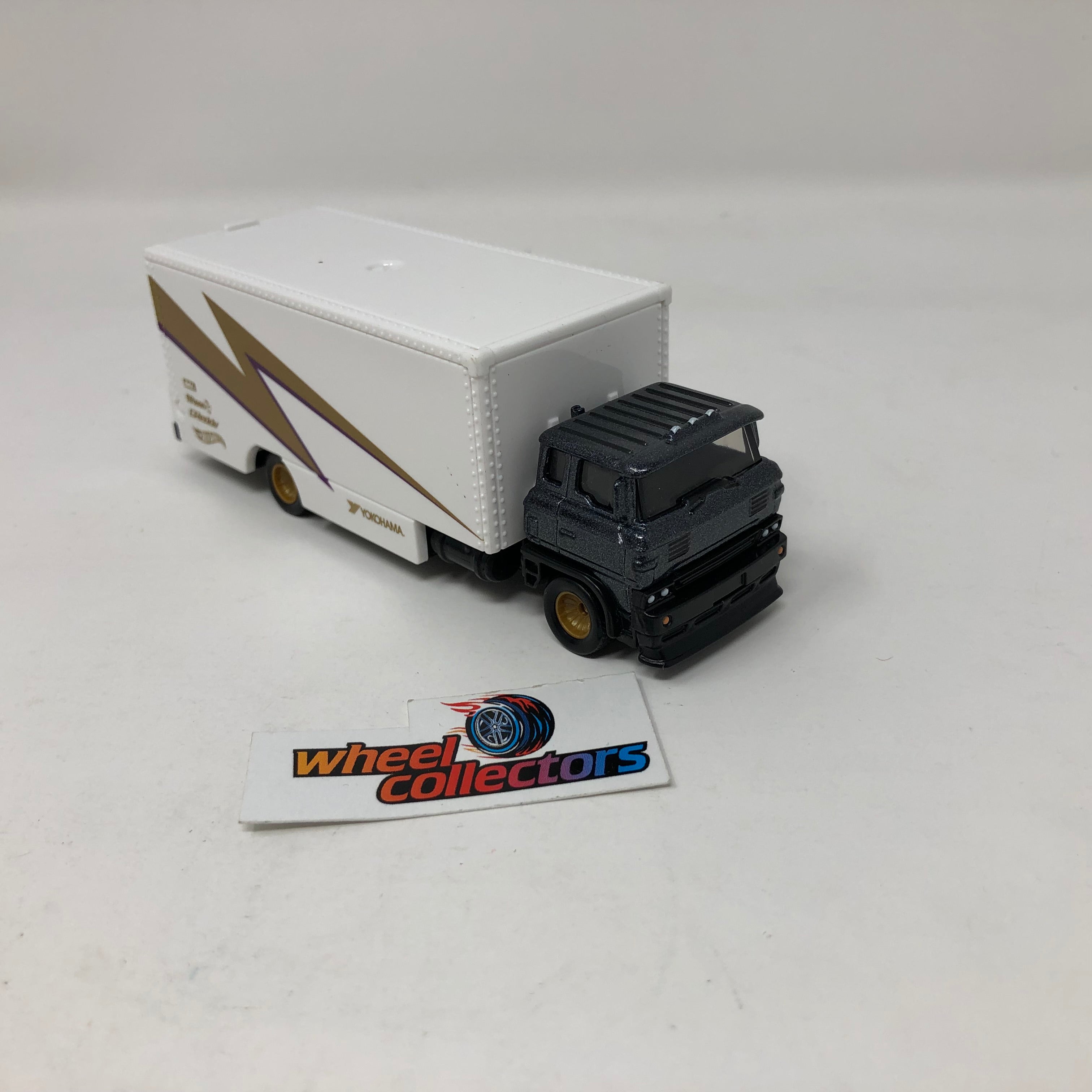 Sakura Sprinter Car Hauler * Hot Wheels Loose 1:64 Scale Team Transport、mySite、hgirdovlk