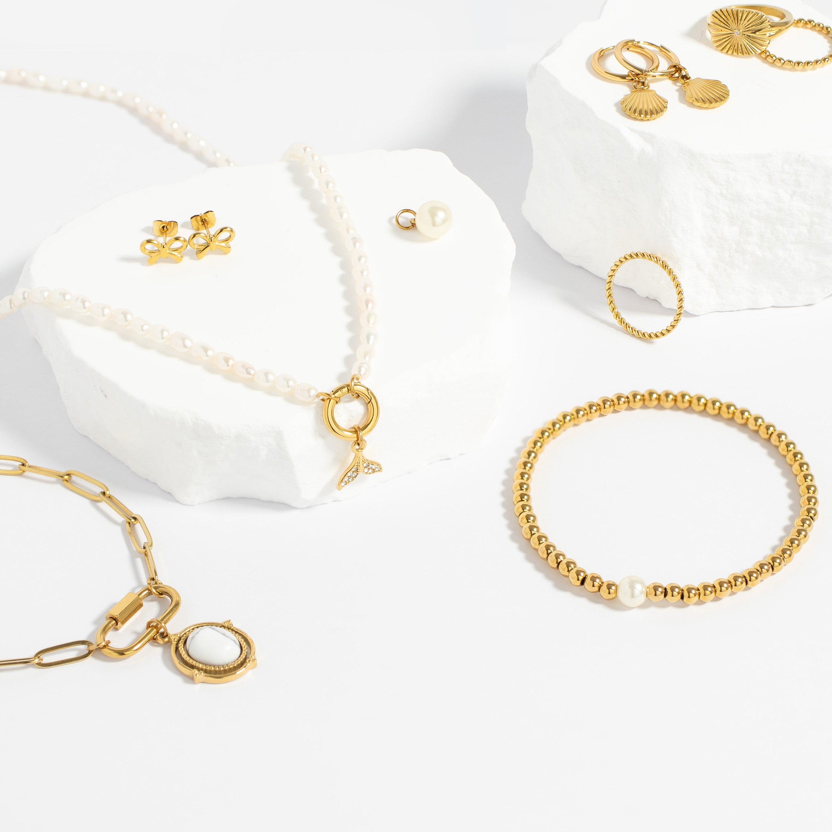 18K Gold PVD Stainless Steel Freshwater Pearl Charm Holder Necklace / CHN0100、mySite、dreamappss