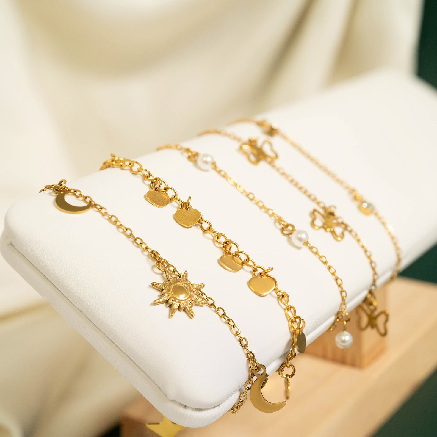 18K Gold PVD Stainless Steel Moon and Star Charms Anklet / BRJ1030、mySite、dreamappss