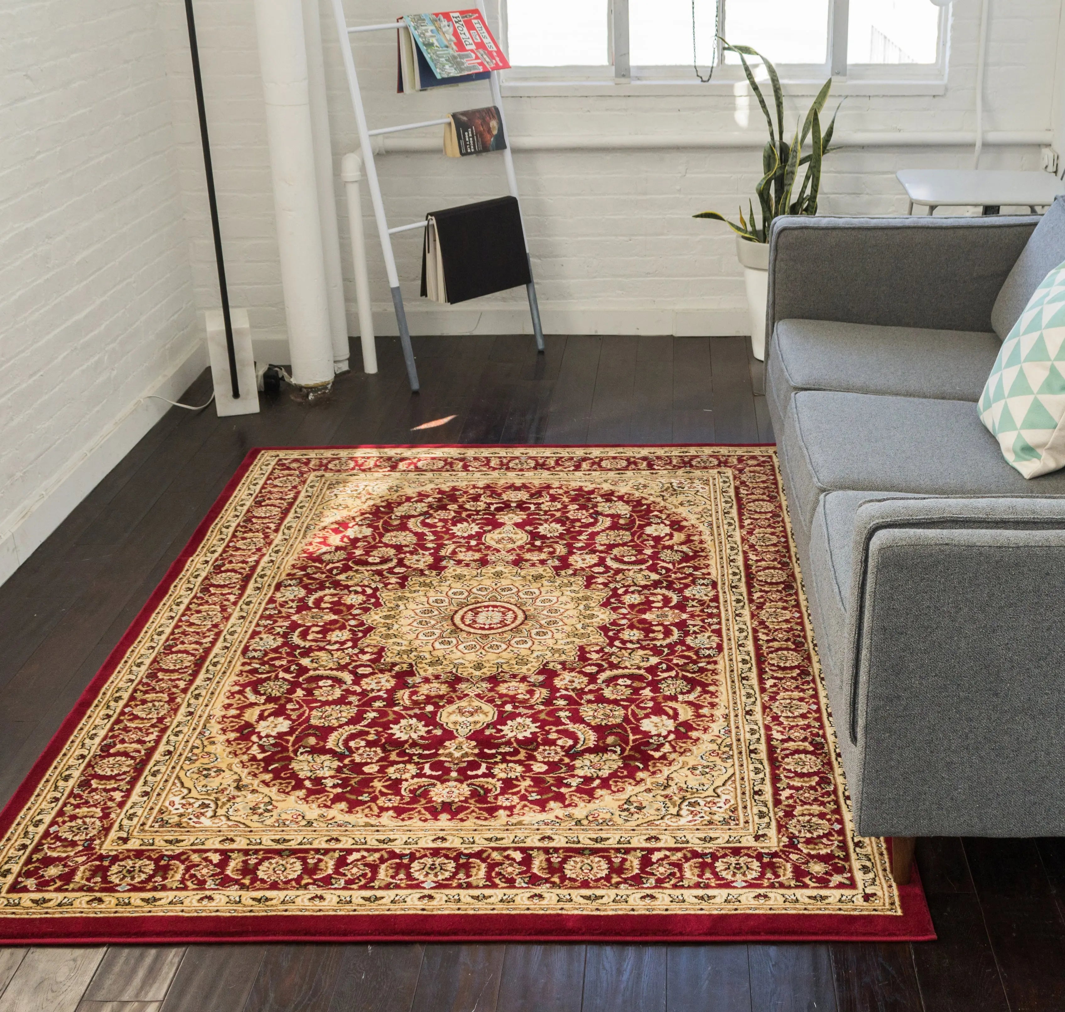 Aviva Red Traditional Rug、mySite、gigharbornorthrealestate