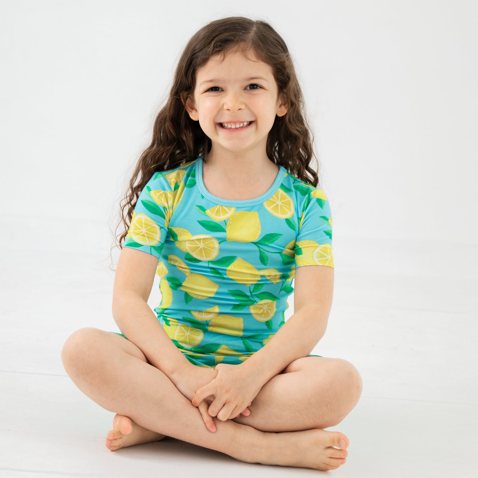 Blue Sunny Citrus Two-Piece Short Sleeve & Shorts Pajama Set、mySite、g9winljtr