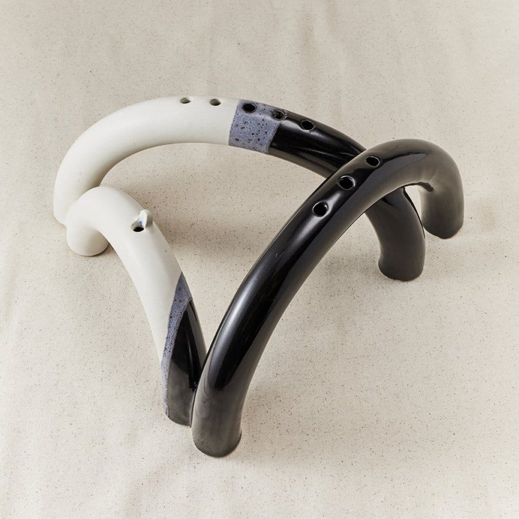 Shana Menorah by Style Union Home - Blanc or Noir Blanc、mySite、topwebapps