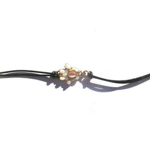 Michal Golan Pearl Hamsa Bracelet On Leather、mySite、topwebapps