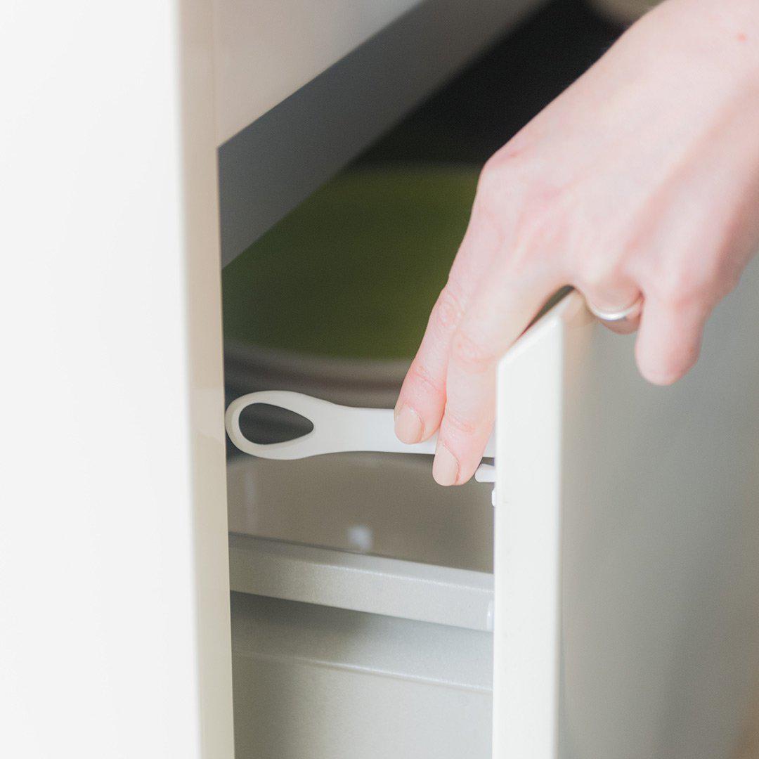  Fred Adhesive Lower Drawer Catches - Pure White V3 - 2 Pack、mySite、merchandisen