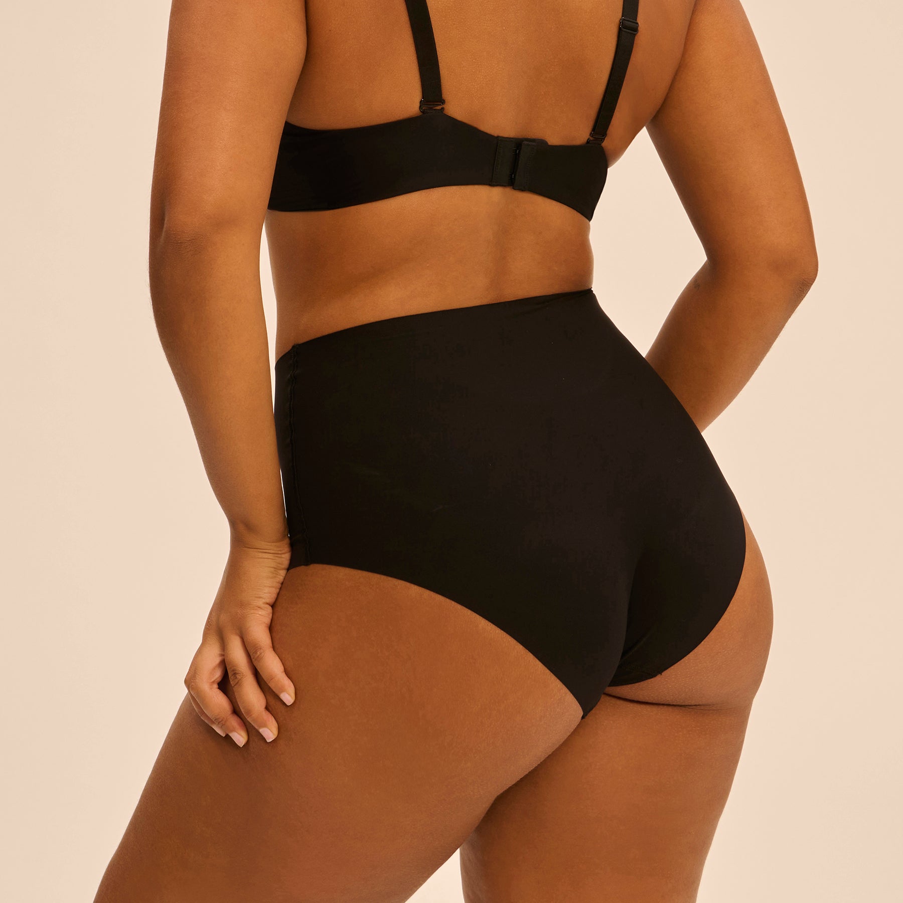  Simone Pérèle Story Control Full Brief、mySite、justintrudeaud