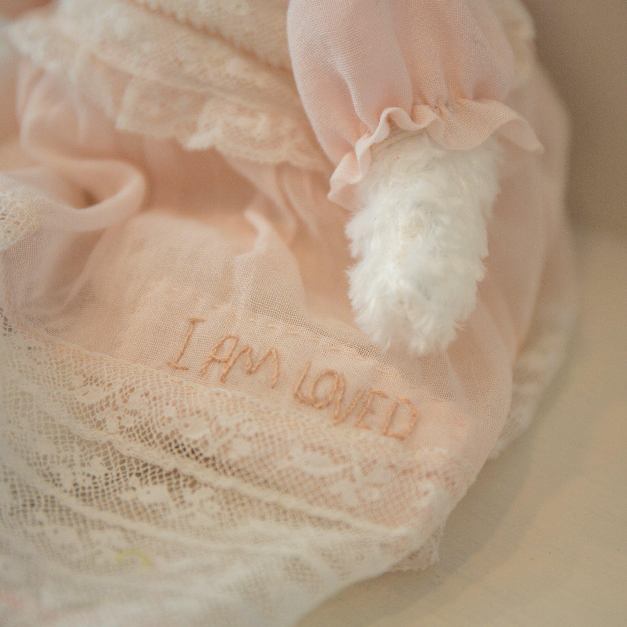 RETIRED - Hutch Studio - Primrose & Pip - One of a Kind Bunny、mySite、g9winljtr