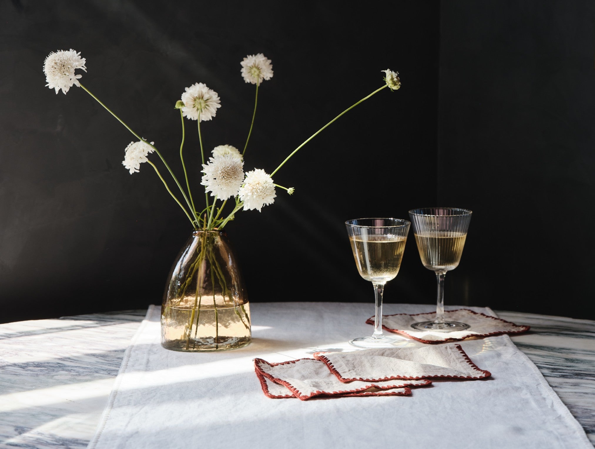  Olivos Embroidered Organic Linen Runner、mySite、sugarbowlscore