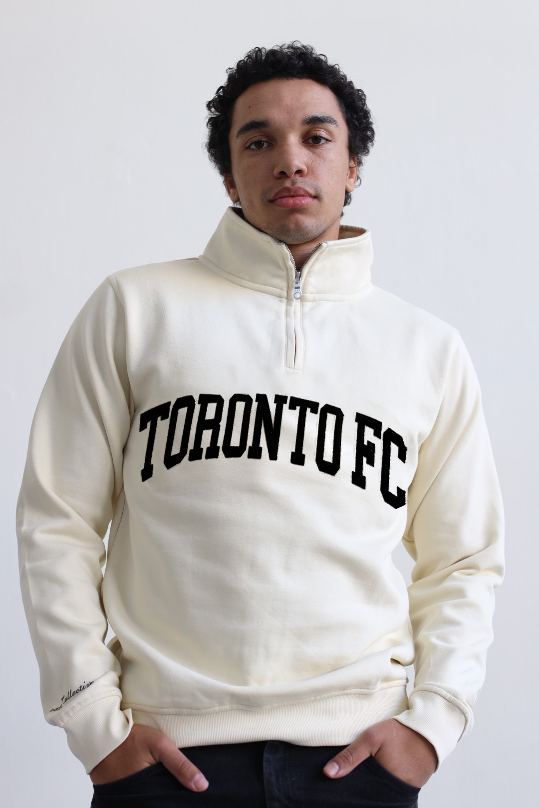 Collegiate Wordmark 1/4 Zip