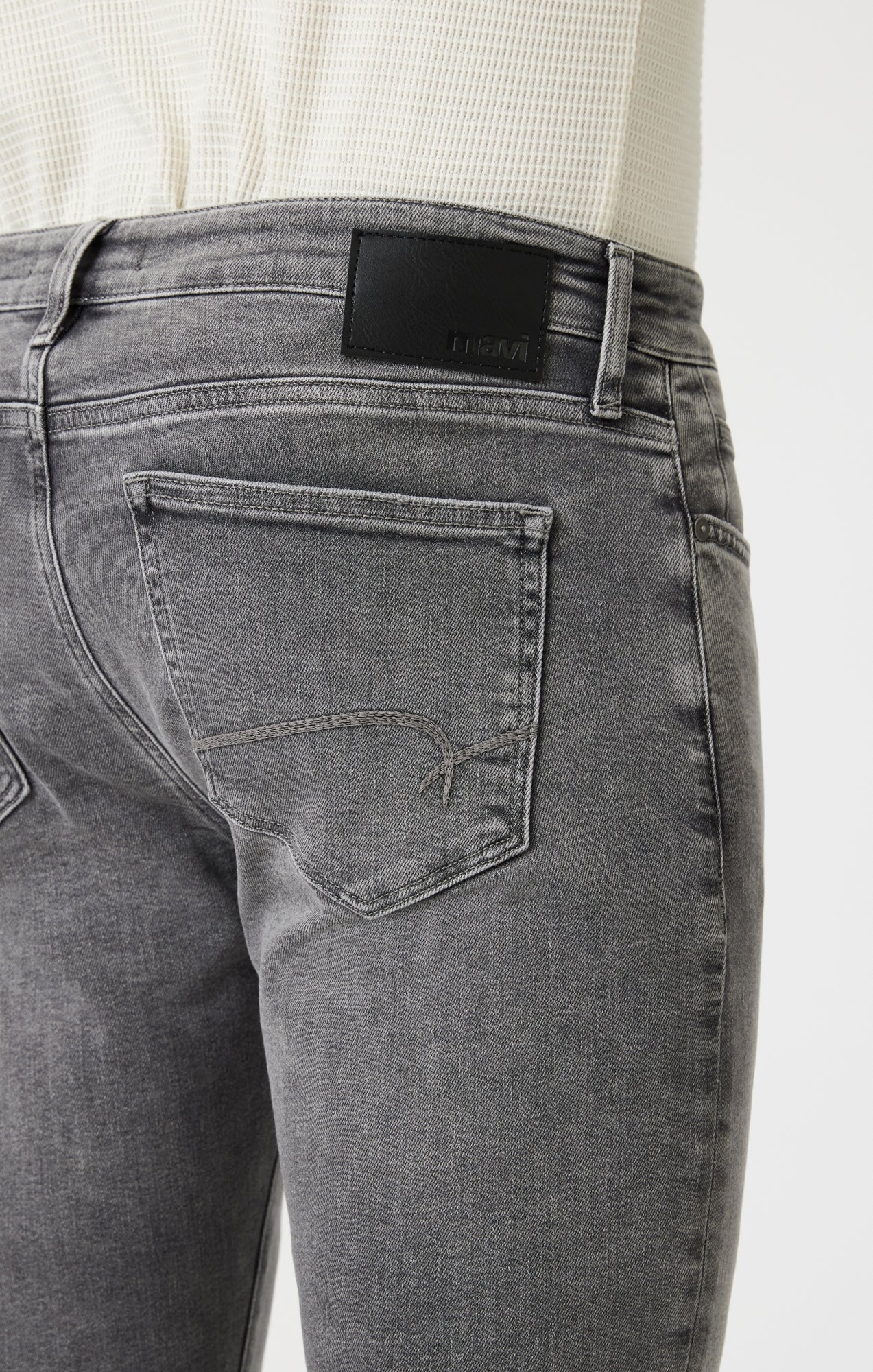 {product_title} - {shop_name}