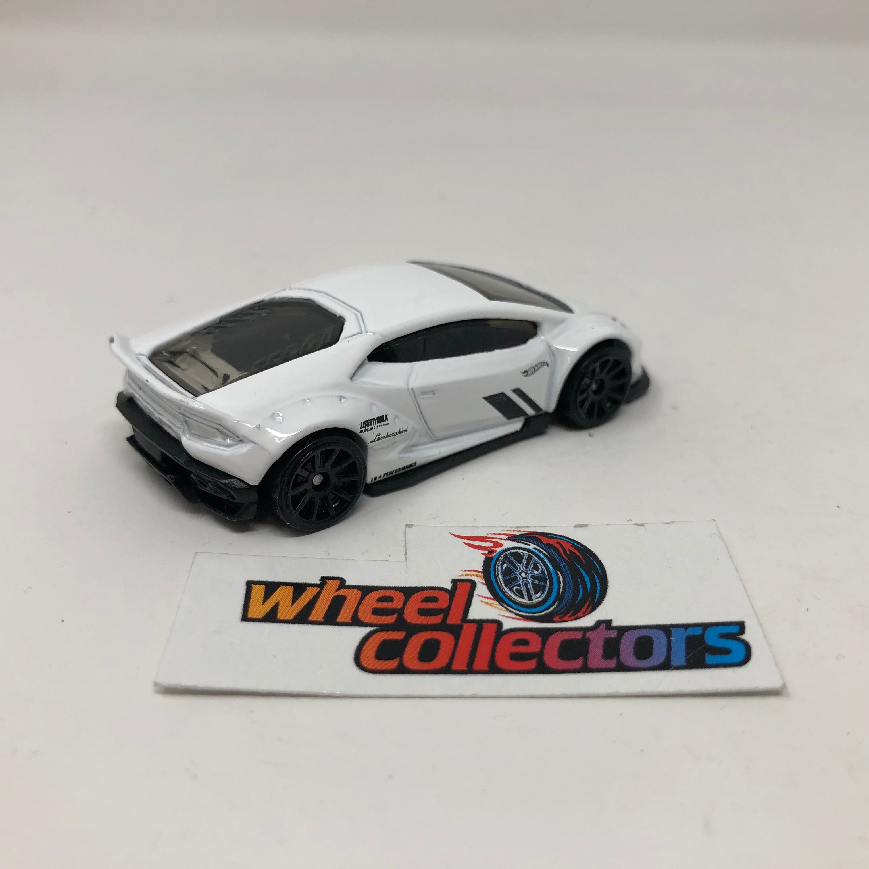 LB-Works Lamborghini Huracan Coupe * White * Hot Wheels Loose 1:64 Scale、mySite、hgirdovlk