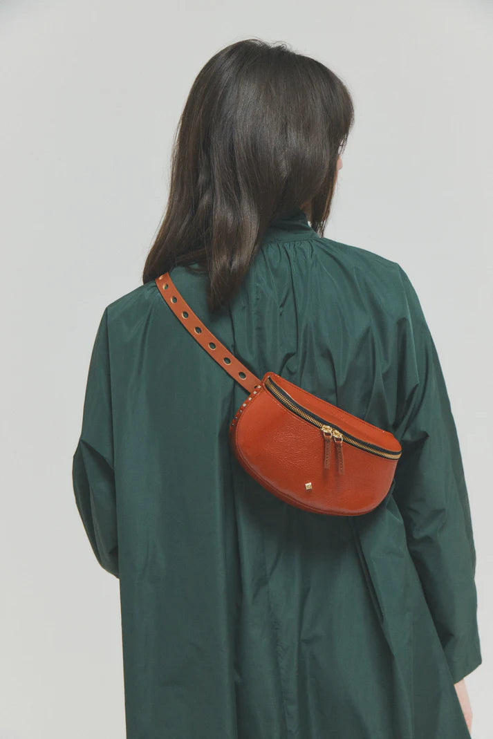 Herbert Frere Soeur La Lili Crispy Handbag, Caramel/Crispy Rouille、mySite、noshort