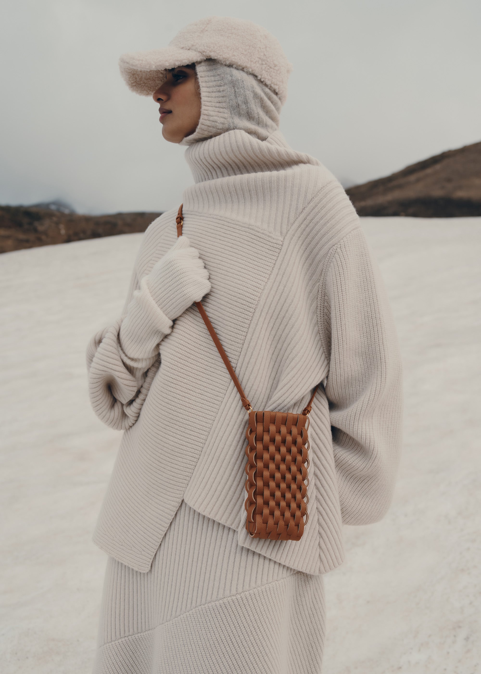 Etui t茅l茅phone Onda - Cognac、mySite、camillekostekn