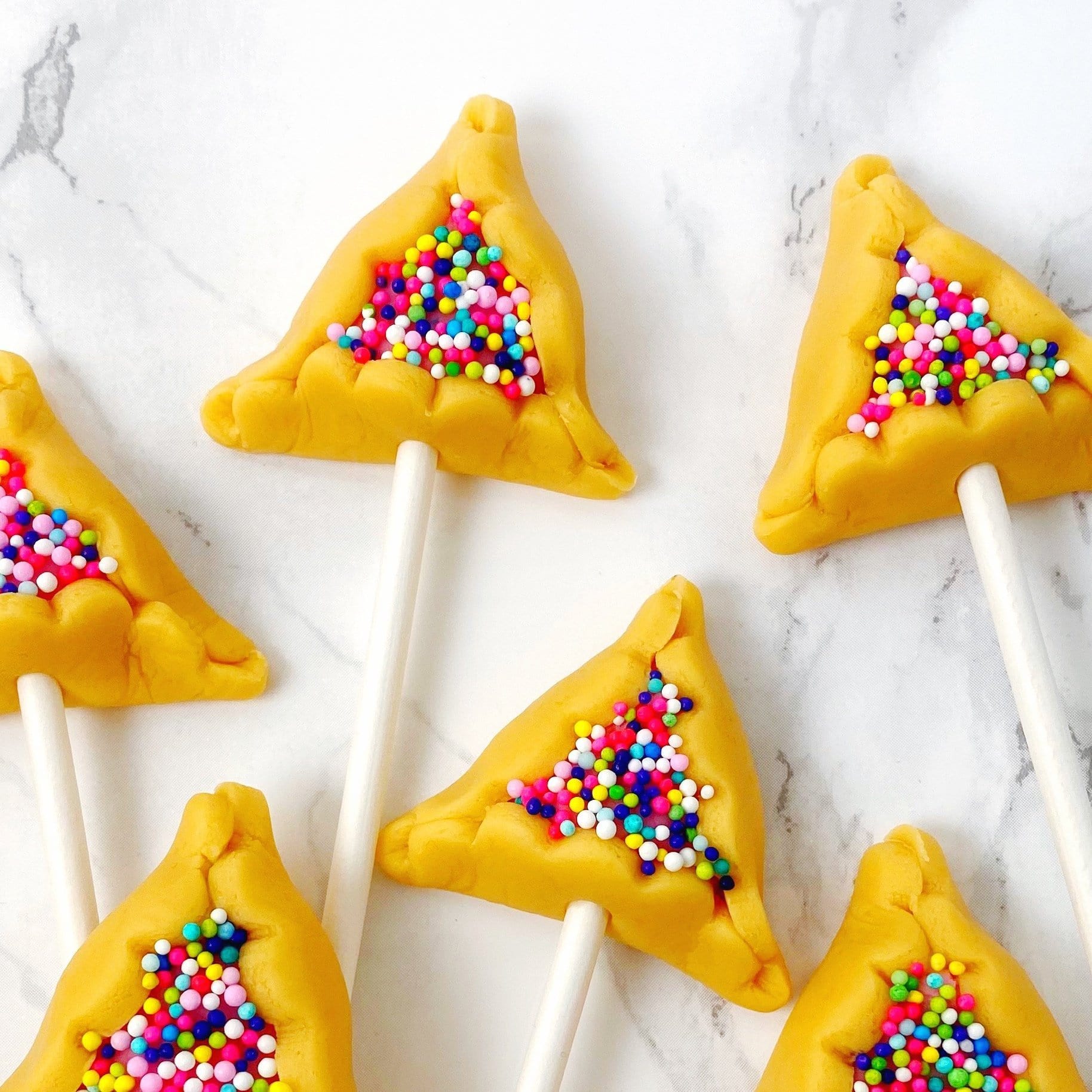 Marzipan Sprinkle Hamantaschen Pops、mySite、topwebapps