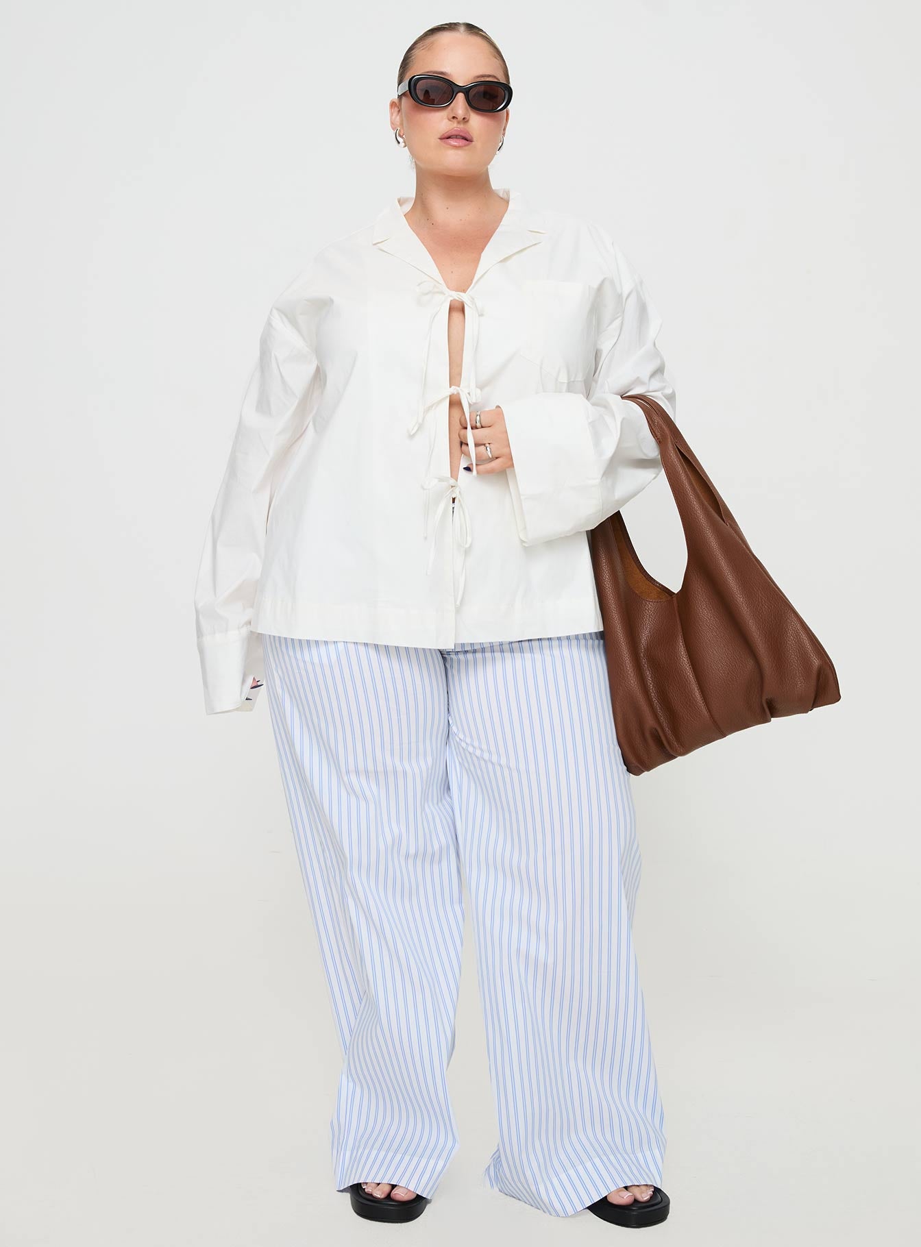 Spiri Shirt White Curve、mySite、solidvoid