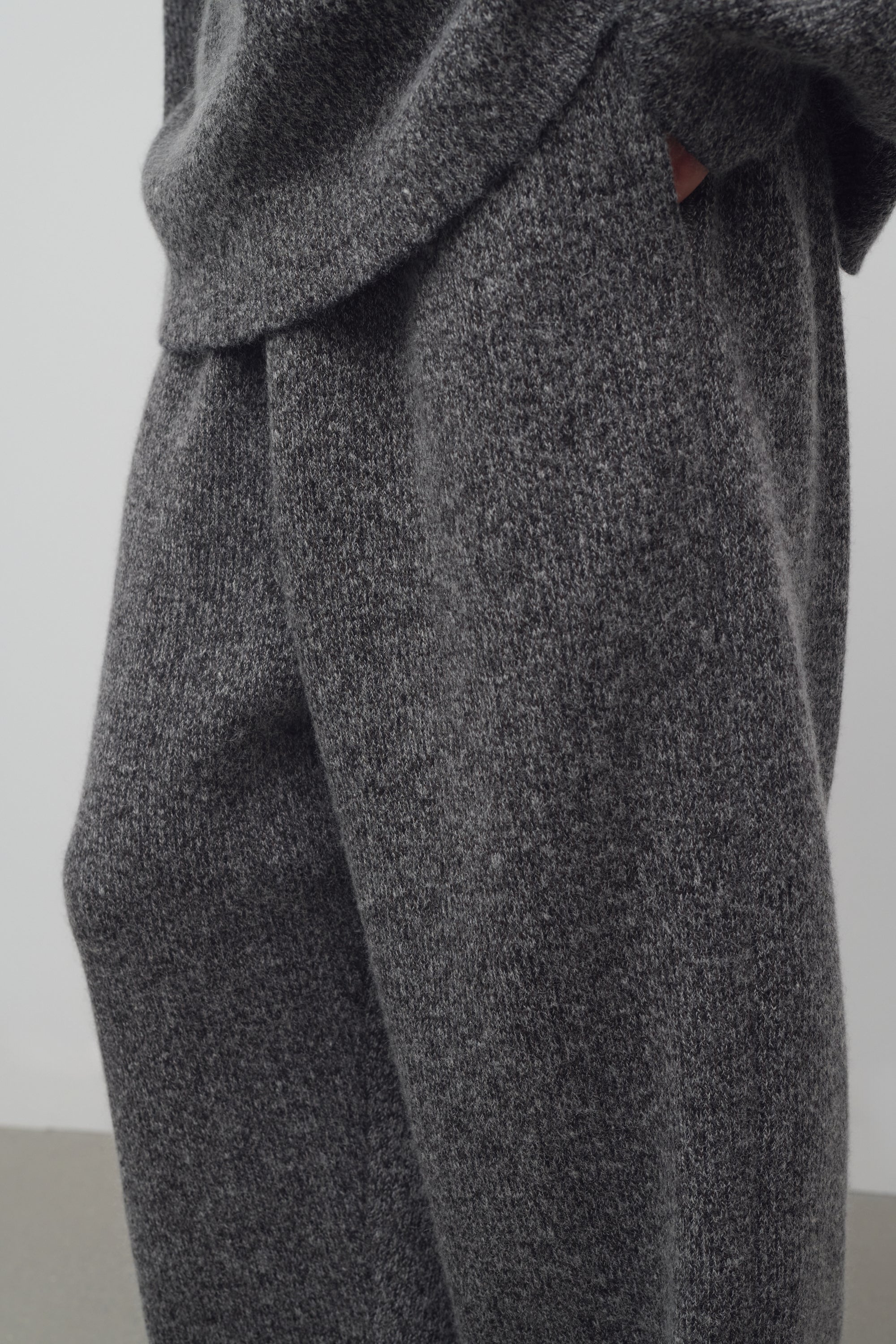 Benjiro Pant in Cashmere and Wool、mySite、aoinhome