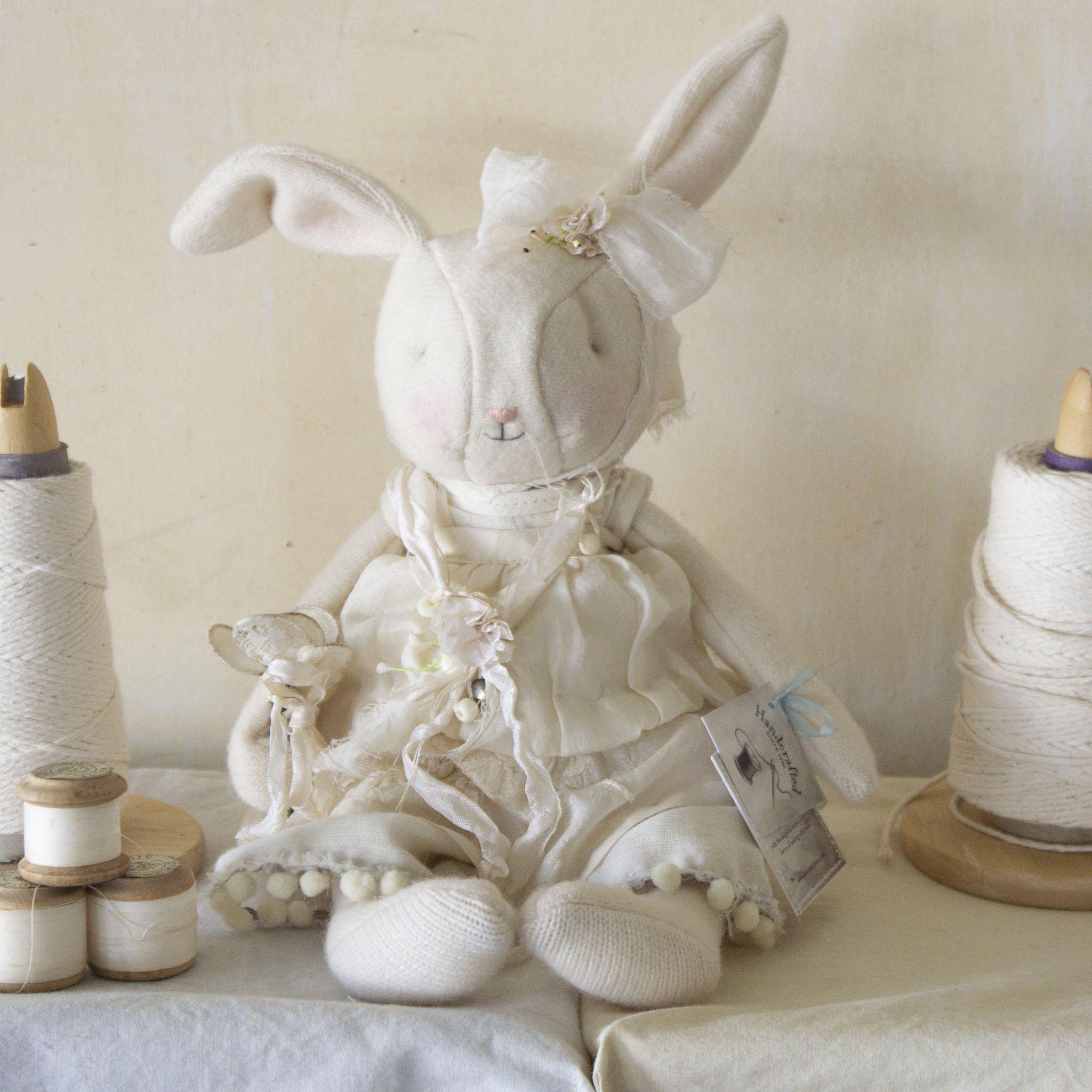 RETIRED - Hutch Studio - Lil Pom Pom - One Of A Kind Bunny、mySite、g9winljtr
