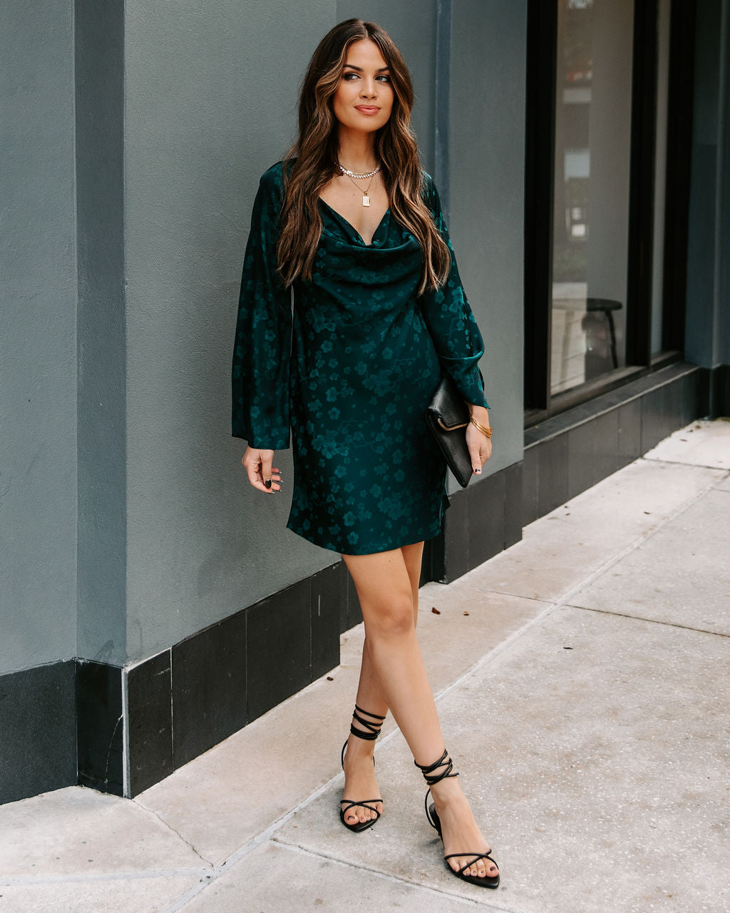 {product_title} - {shop_name}