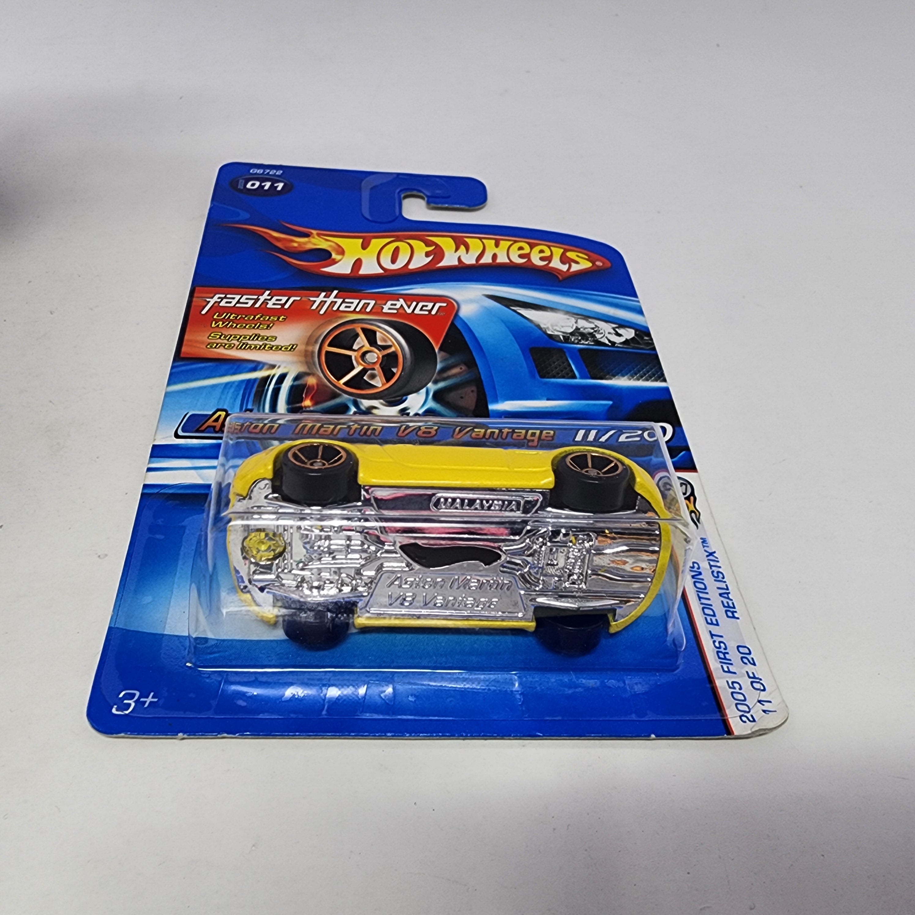 Aston Martin V8 Vantage #11 * Yellow w/ FTE Faster Than Ever * Hot Wheels 2005、mySite、hgirdovlk