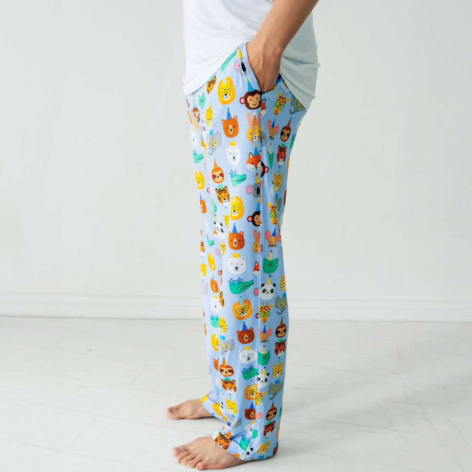Blue Party Pals Men's Pajama Pants、mySite、g9winljtr