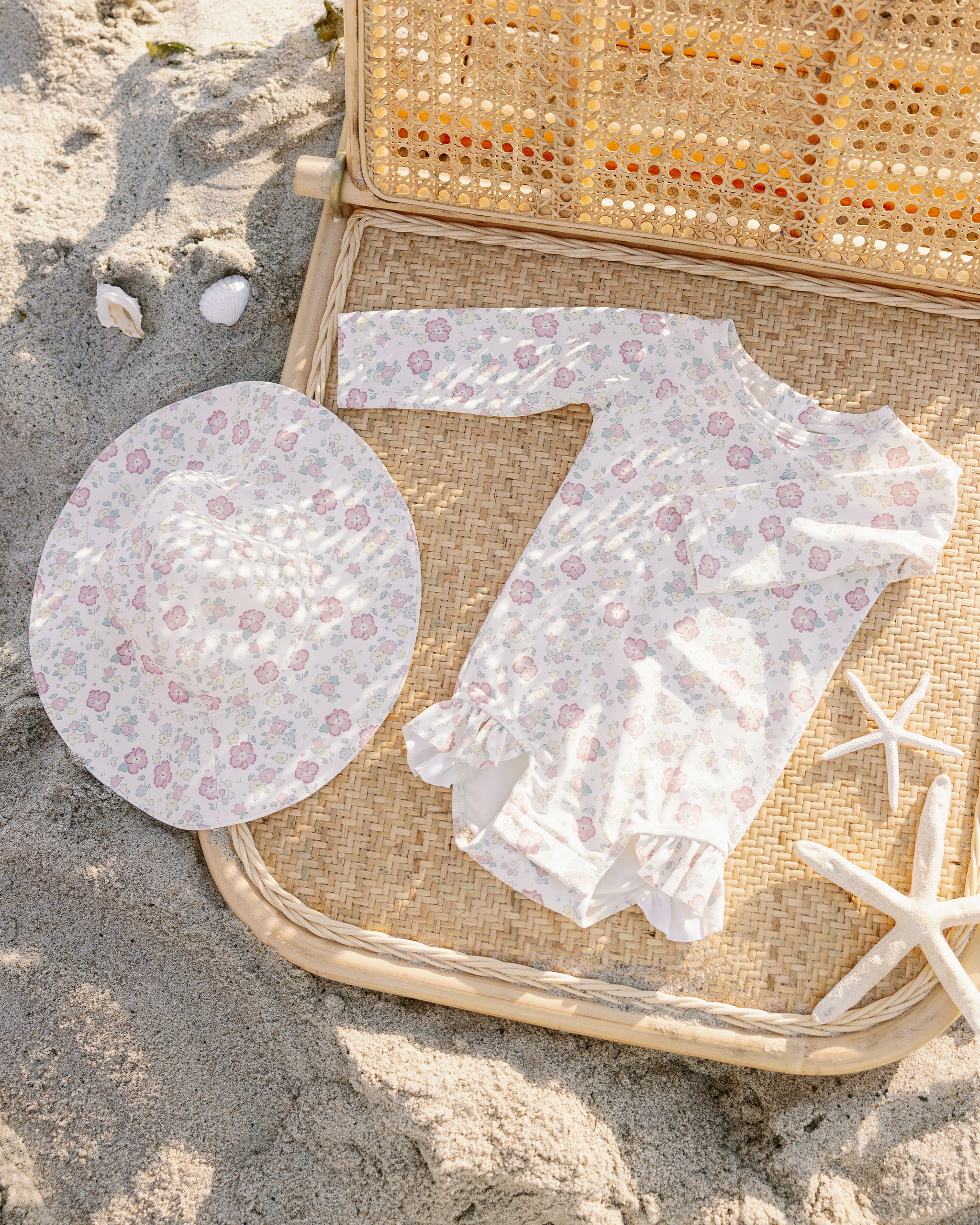  Olivia Rashguard One-Piece || Bloom、mySite、layawaytickets