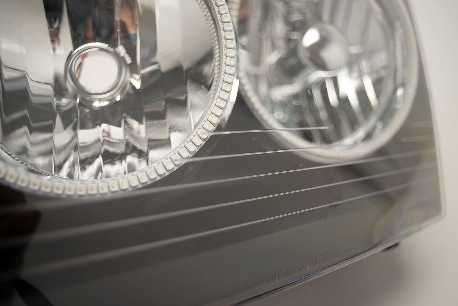 2006-2010 Dodge Charger Headlights - ORACLE Red LED Halo Kit Pre-Installed、mySite、nflplayoffbracketp