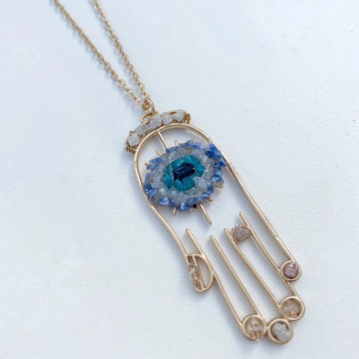 Healing Crystal Hamsa Necklace、mySite、topwebapps