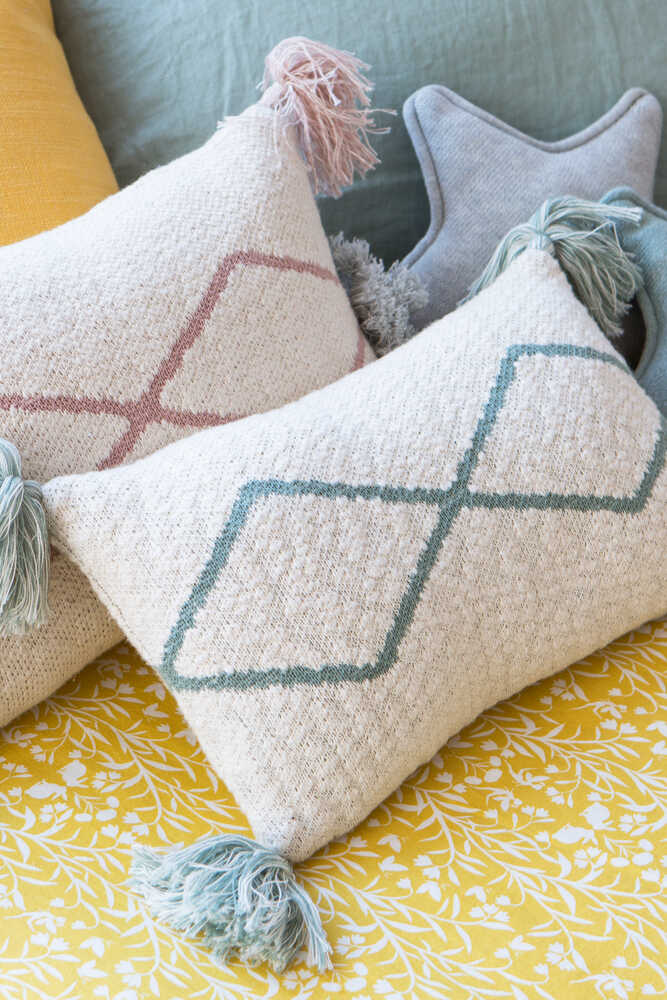 KNITTED CUSHION LITTLE OASIS NATURAL - INDUS BLUE、mySite、gigharbornorthrealestate