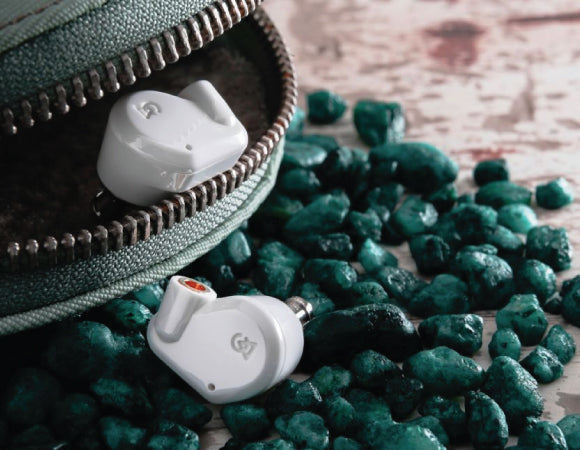 Headphone-Zone-Campfire Audio-Vega 2020