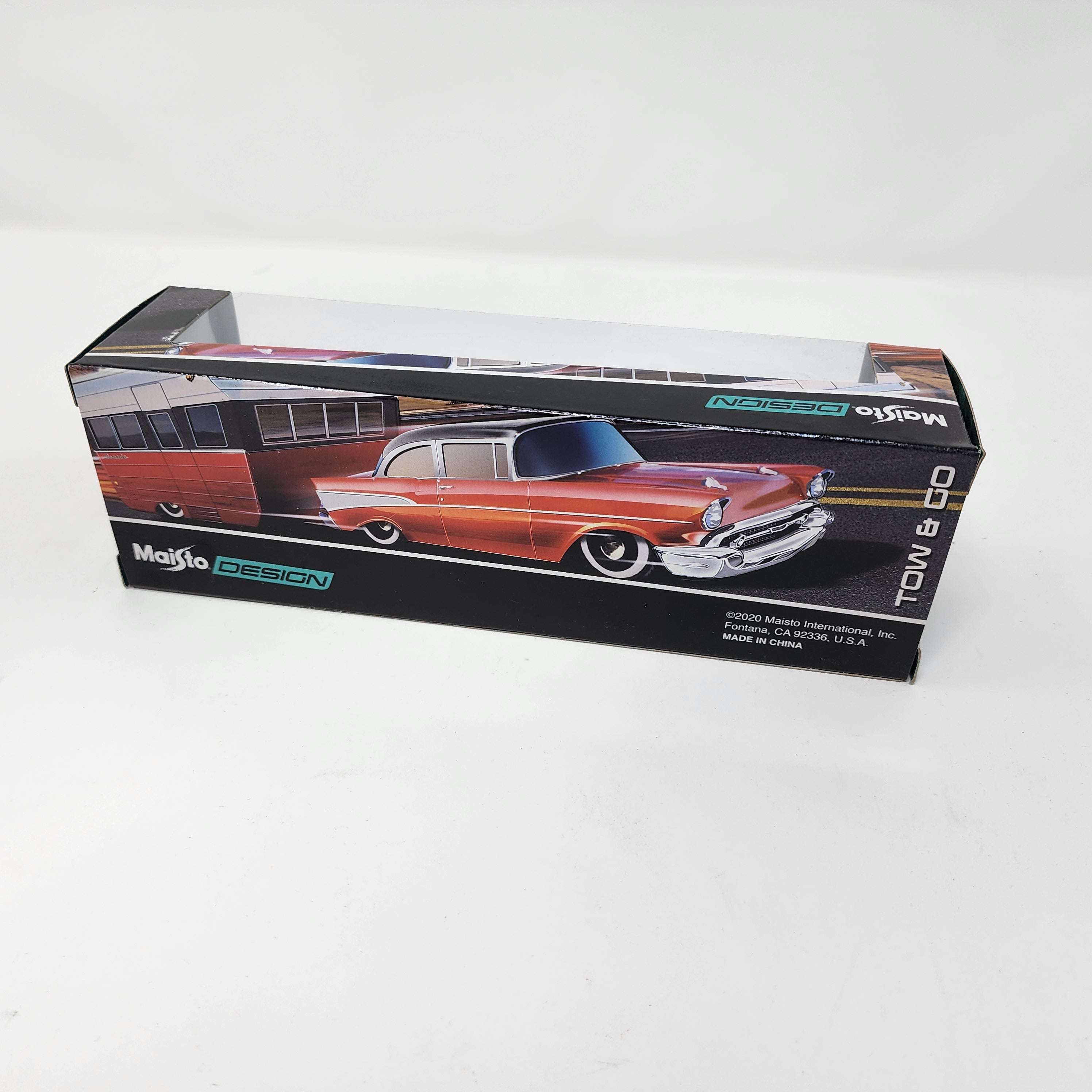 1967 VW 1600 Squareback / Classic Craft Camper * Maisto Design Tow & Go、mySite、hgirdovlk