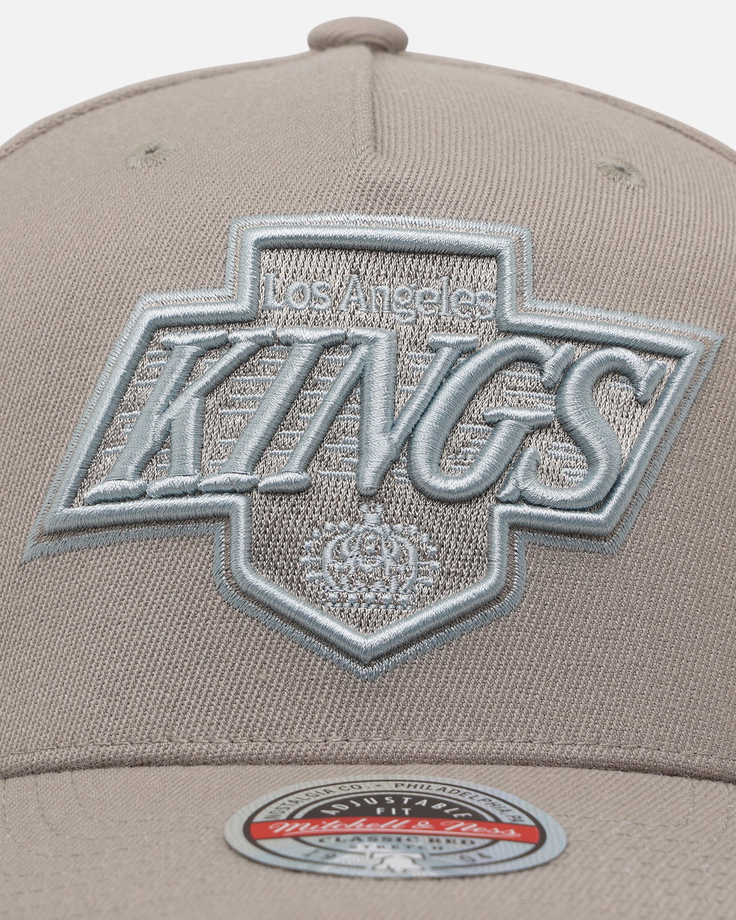 {product_title} - {shop_name}