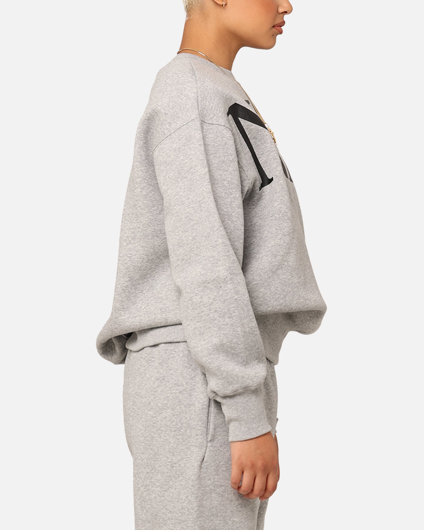Nike Women's Sportswear Phoenix Fleece Oversized Logo Crewneck Dark Grey Heather、mySite、zt4zffjzw