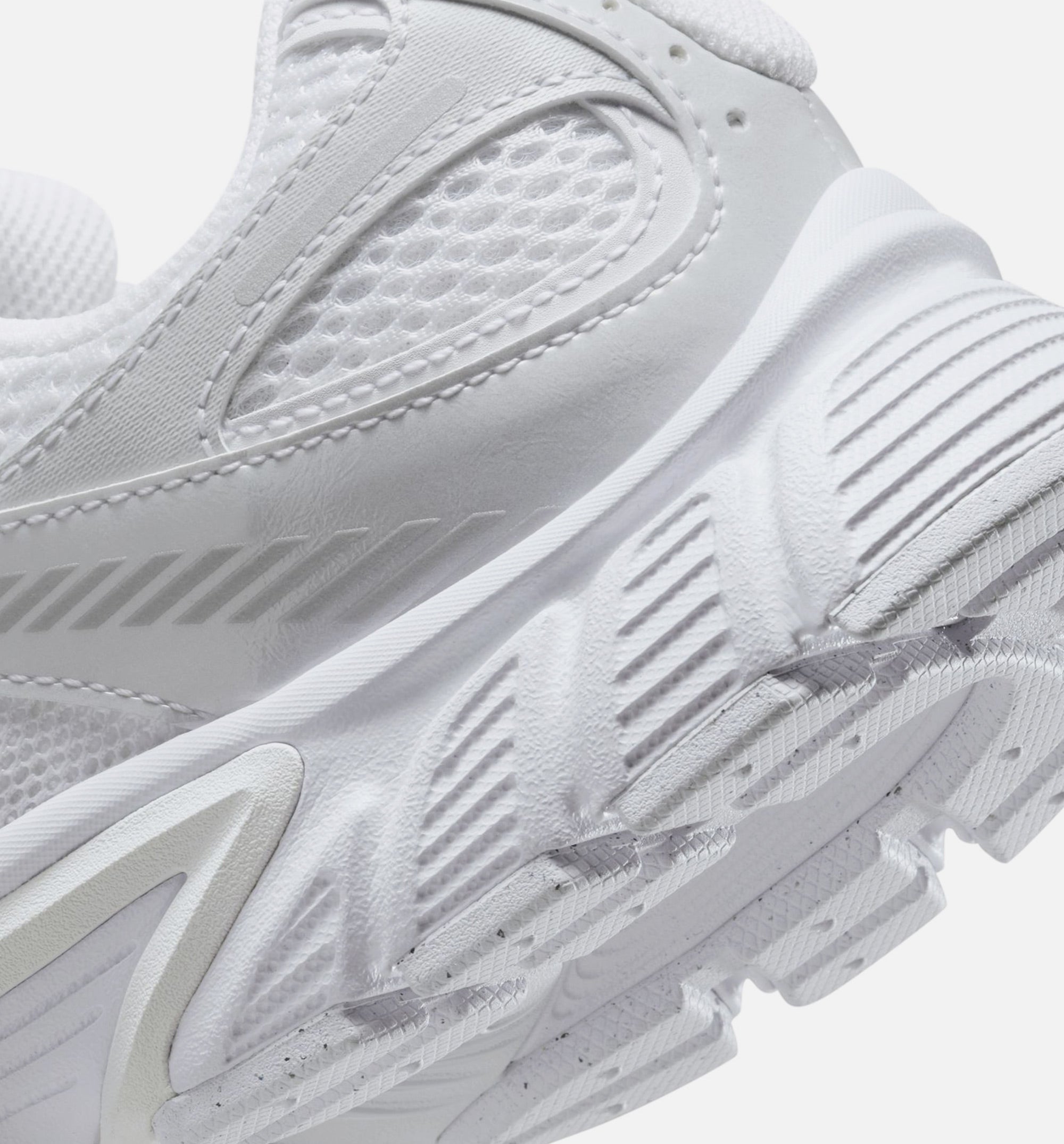 V5 RNR Womens Lifestyle Shoe - White/Black/Metallic Silver/White、mySite、dreamappss