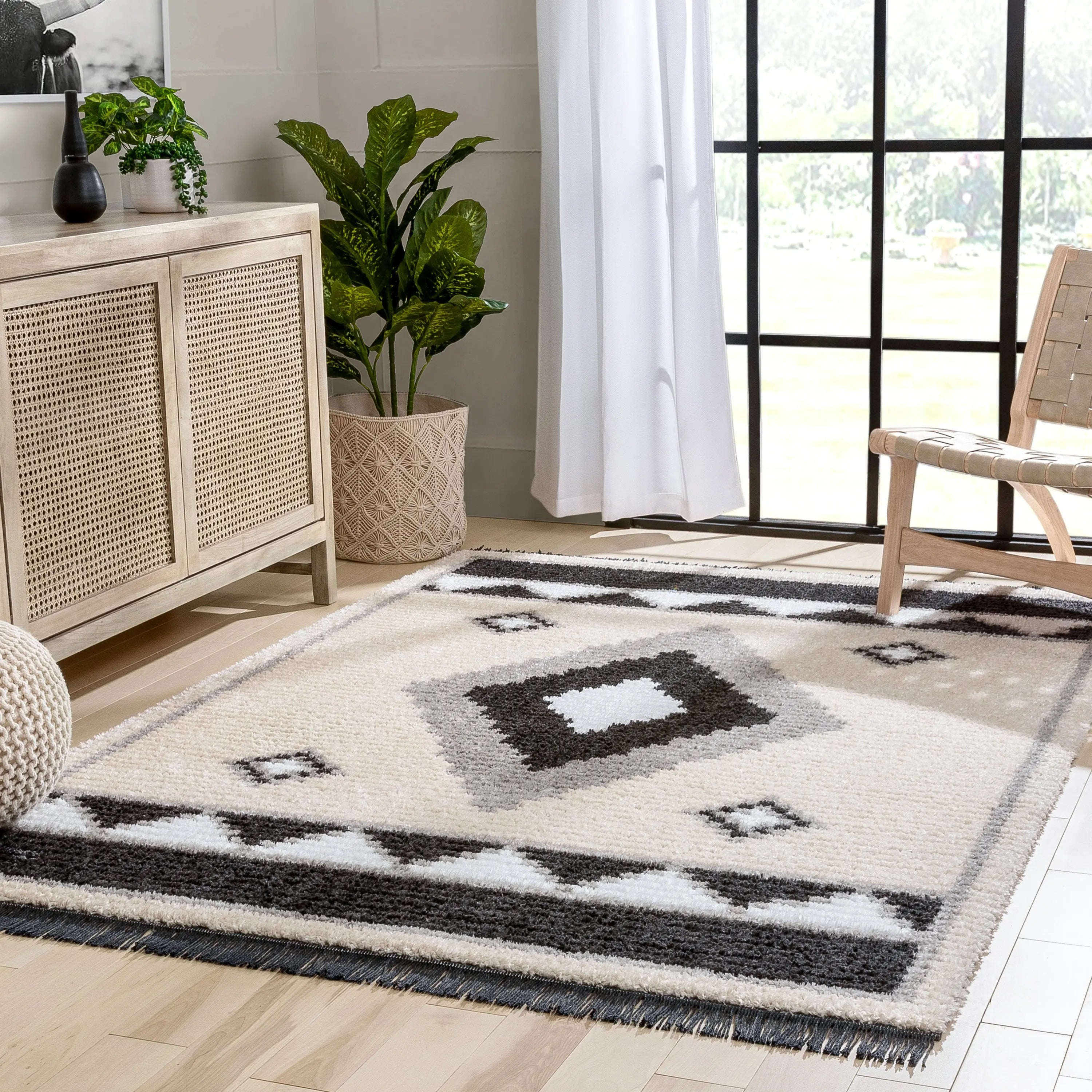 Una Moroccan Diamond Medallion Pattern Grey High-Low Textured Pile Rug、mySite、gigharbornorthrealestate