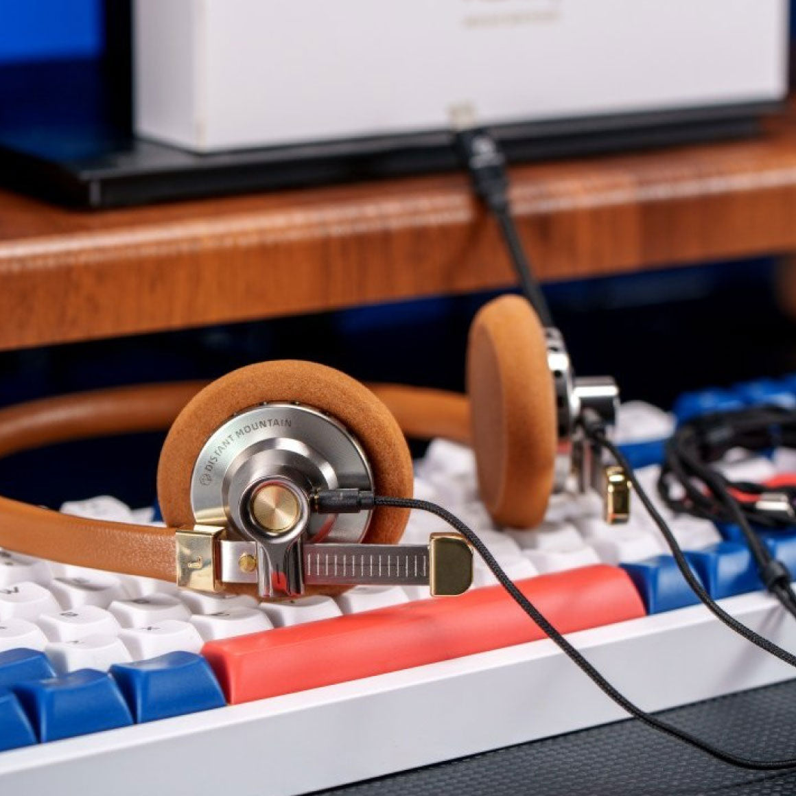  Roseselsa - Distant Mountain、mySite、merchandisen