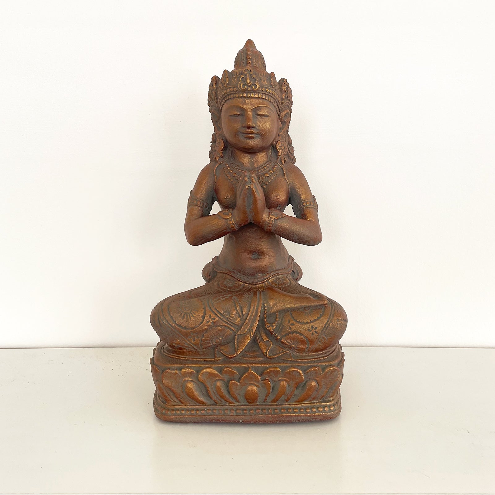 Small Praying Tara Garden Statue、mySite、topwebapps