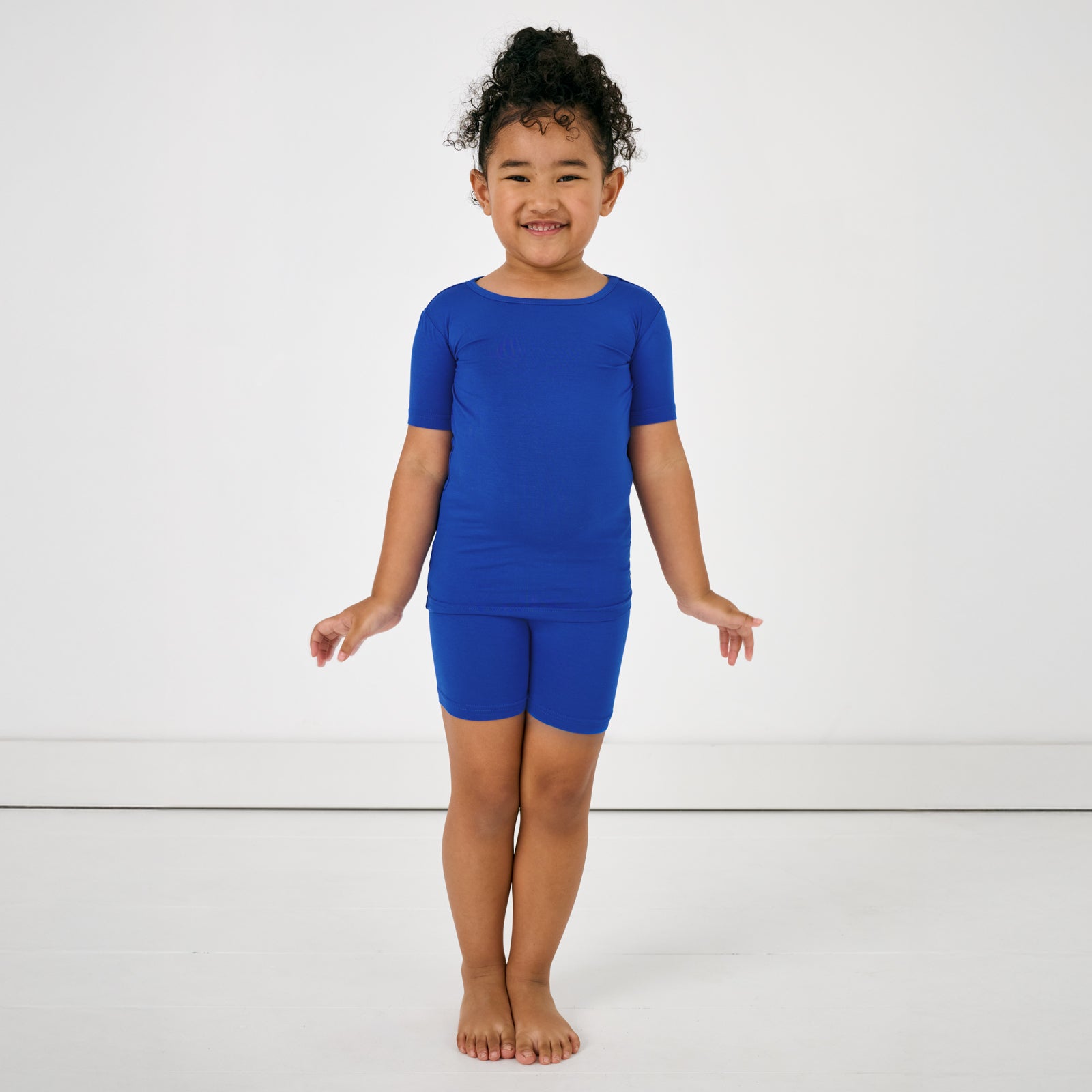 Electric Blue Two-Piece Short Sleeve & Shorts Pajama Set、mySite、g9winljtr