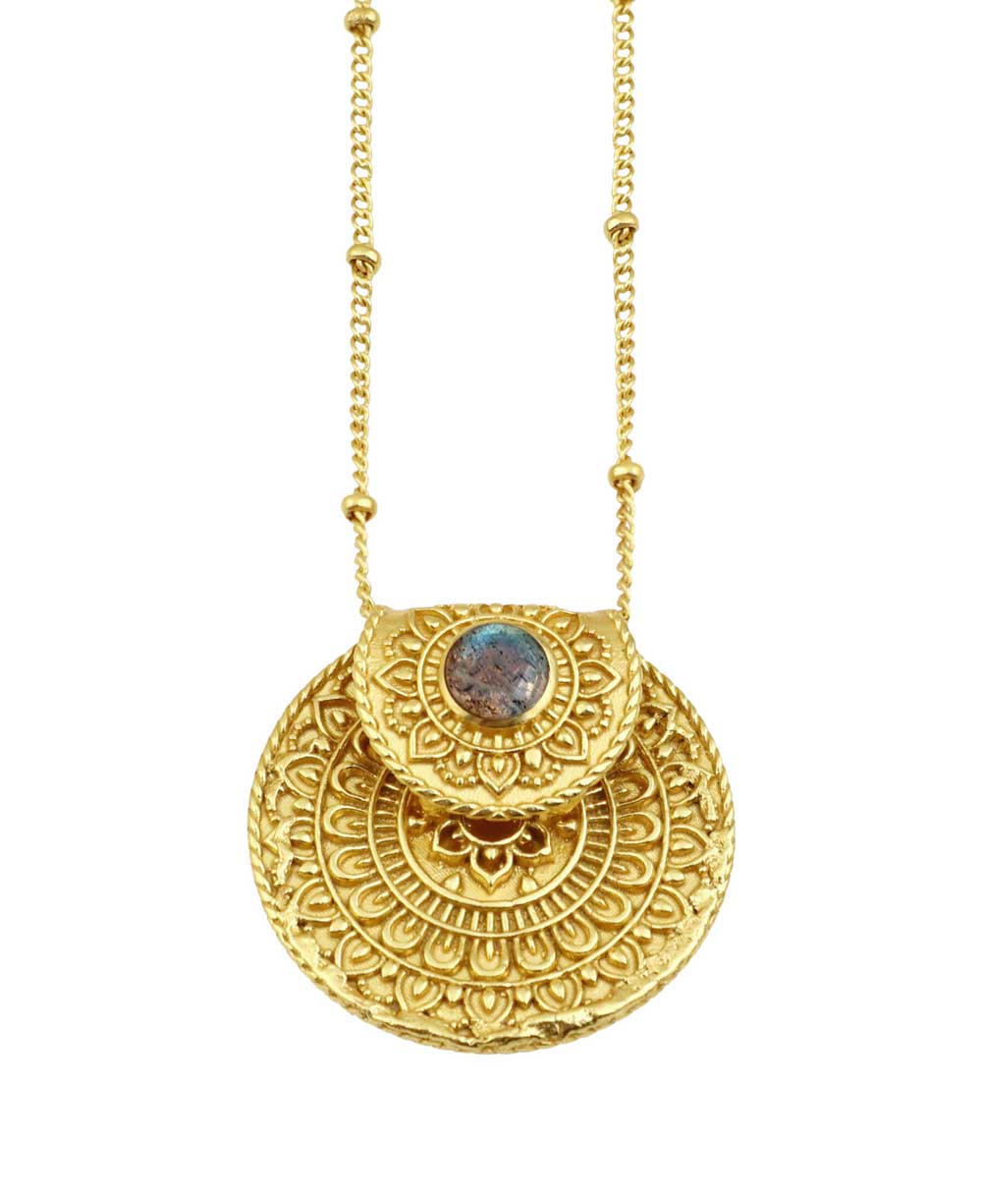 Inspirational Gold Plated Mandala Necklace with Labradorite Gemstone、mySite、topwebapps