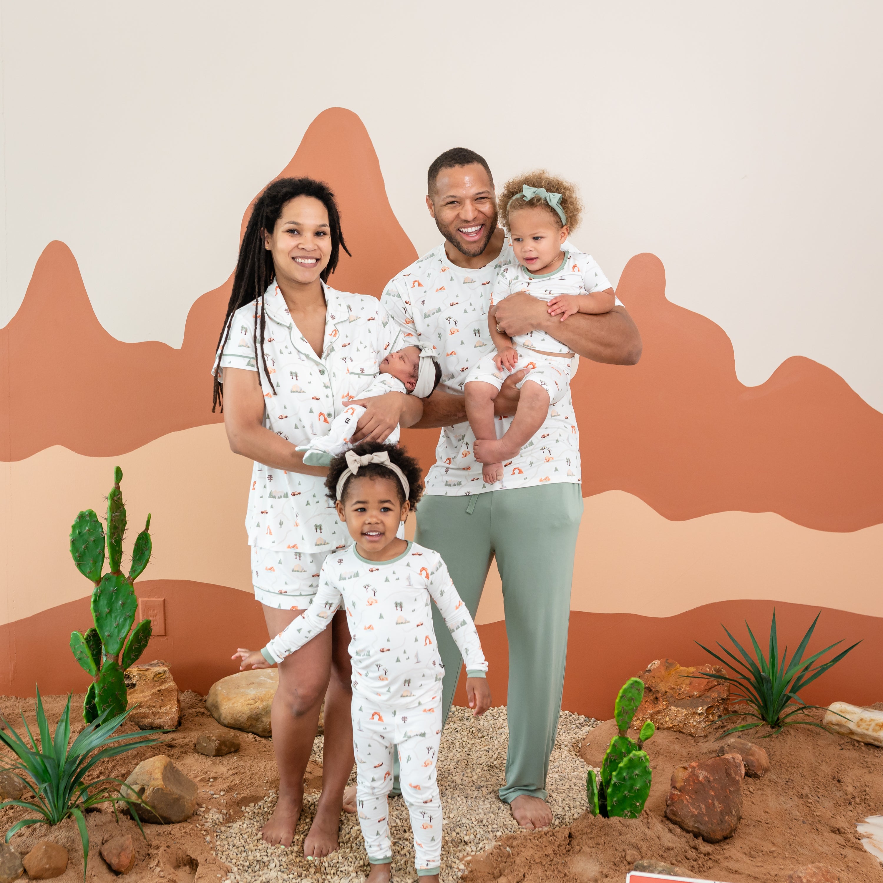  Men's Crew Neck Tee in Road Trip、mySite、layawaytickets