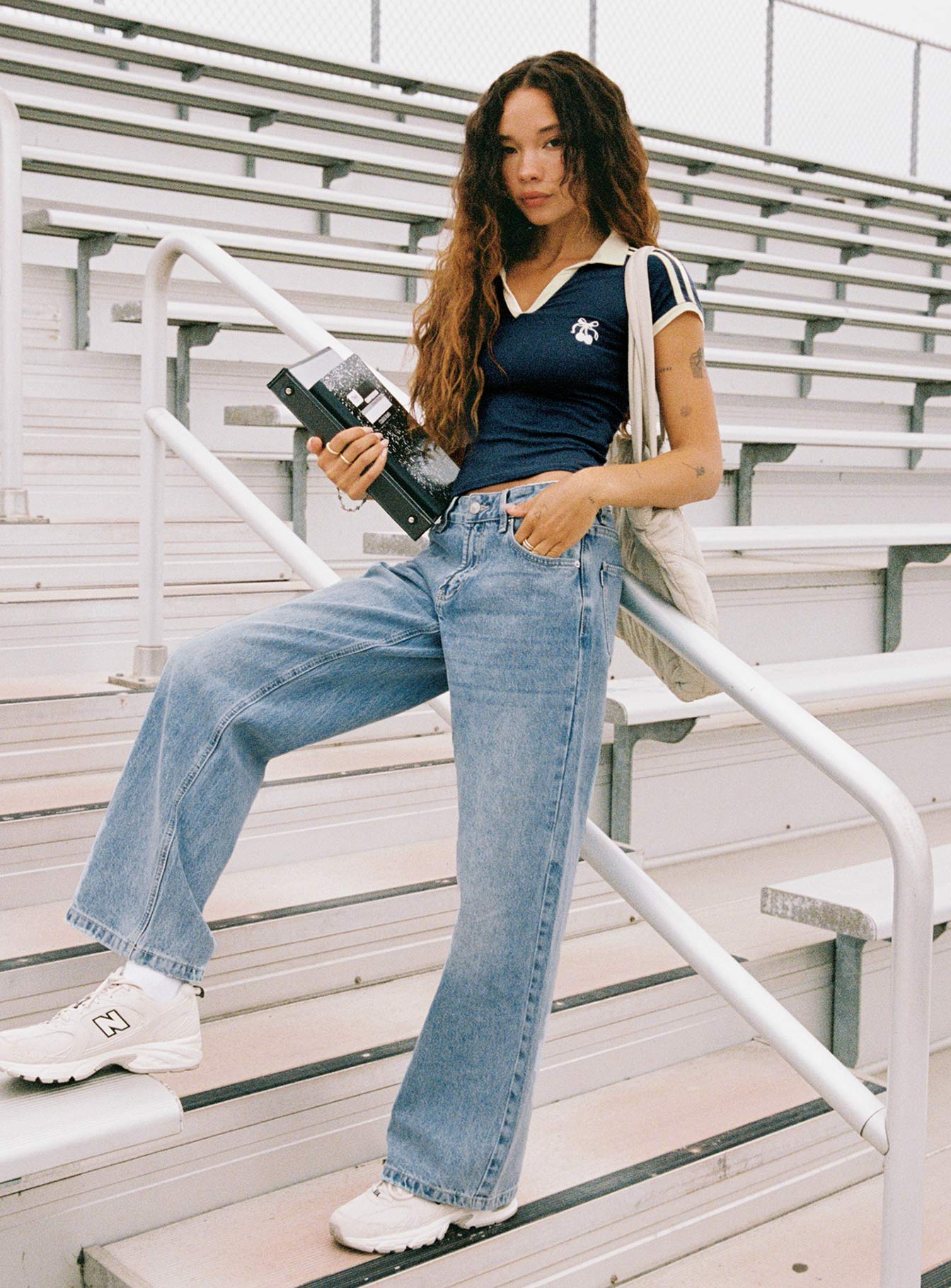 Serenitia Mid Rise Relaxed Jeans Light Wash Petite、mySite、solidvoid