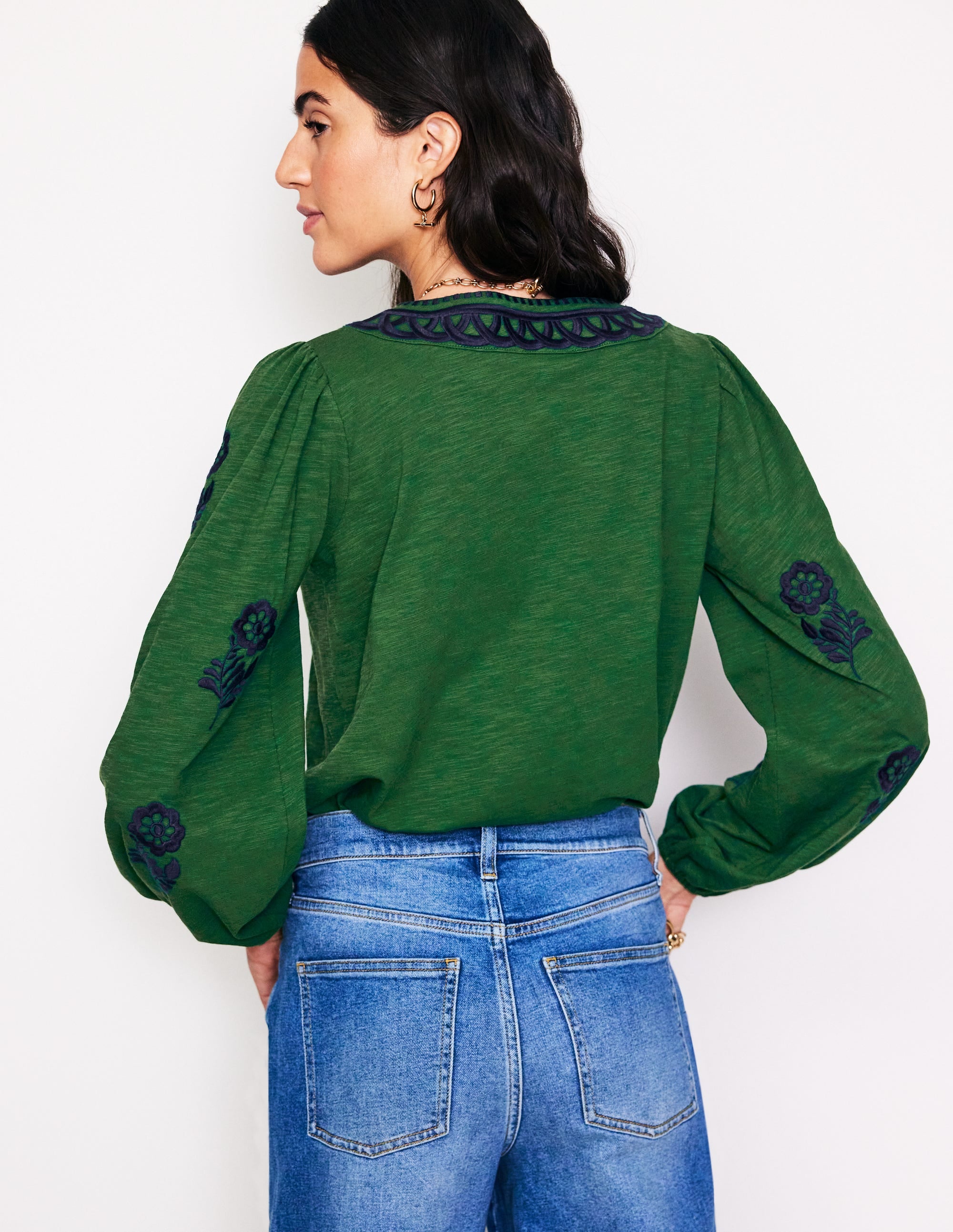  Embroidered V-Neck Top-Eden、mySite、ashleygrahame