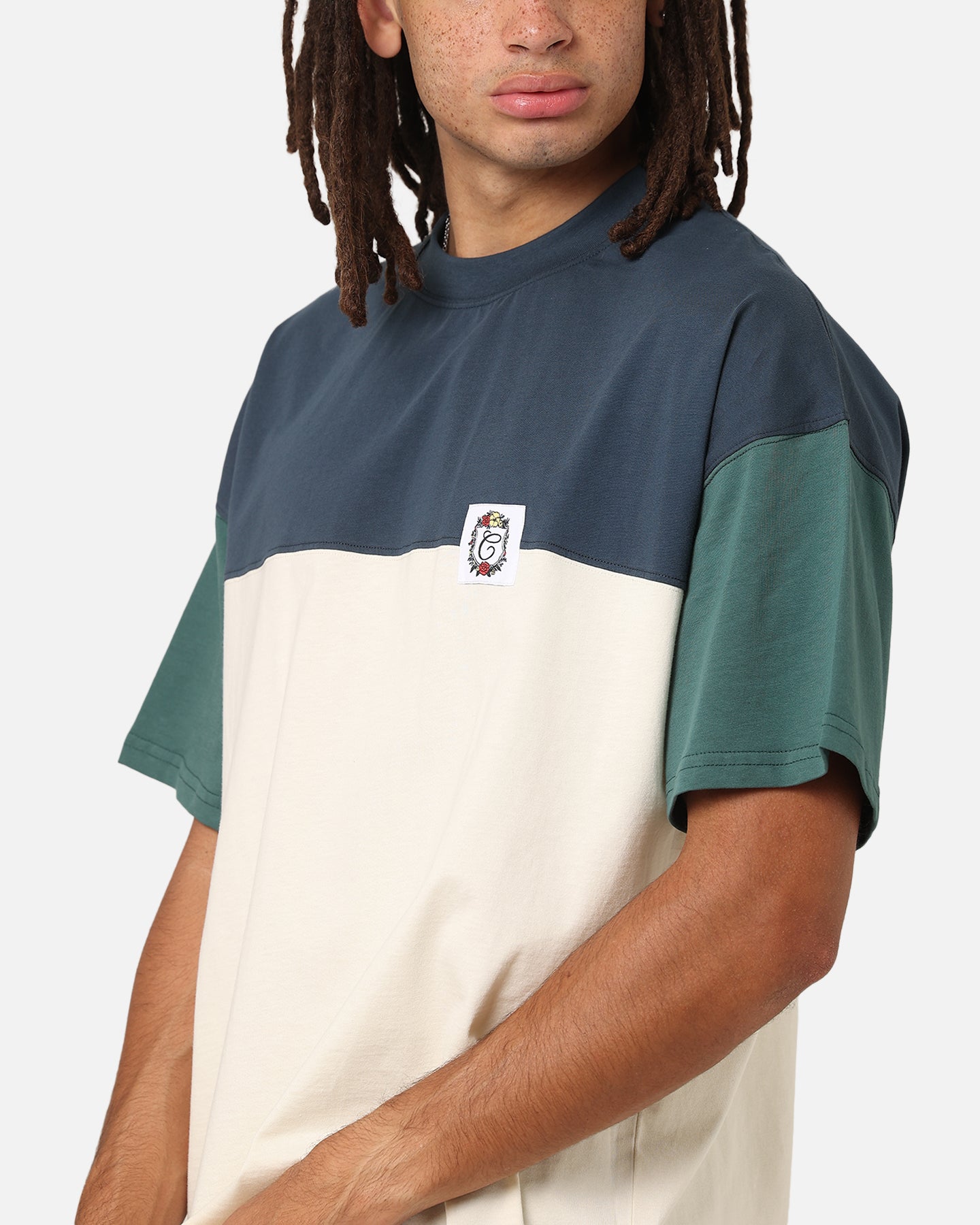 {product_title} - {shop_name}