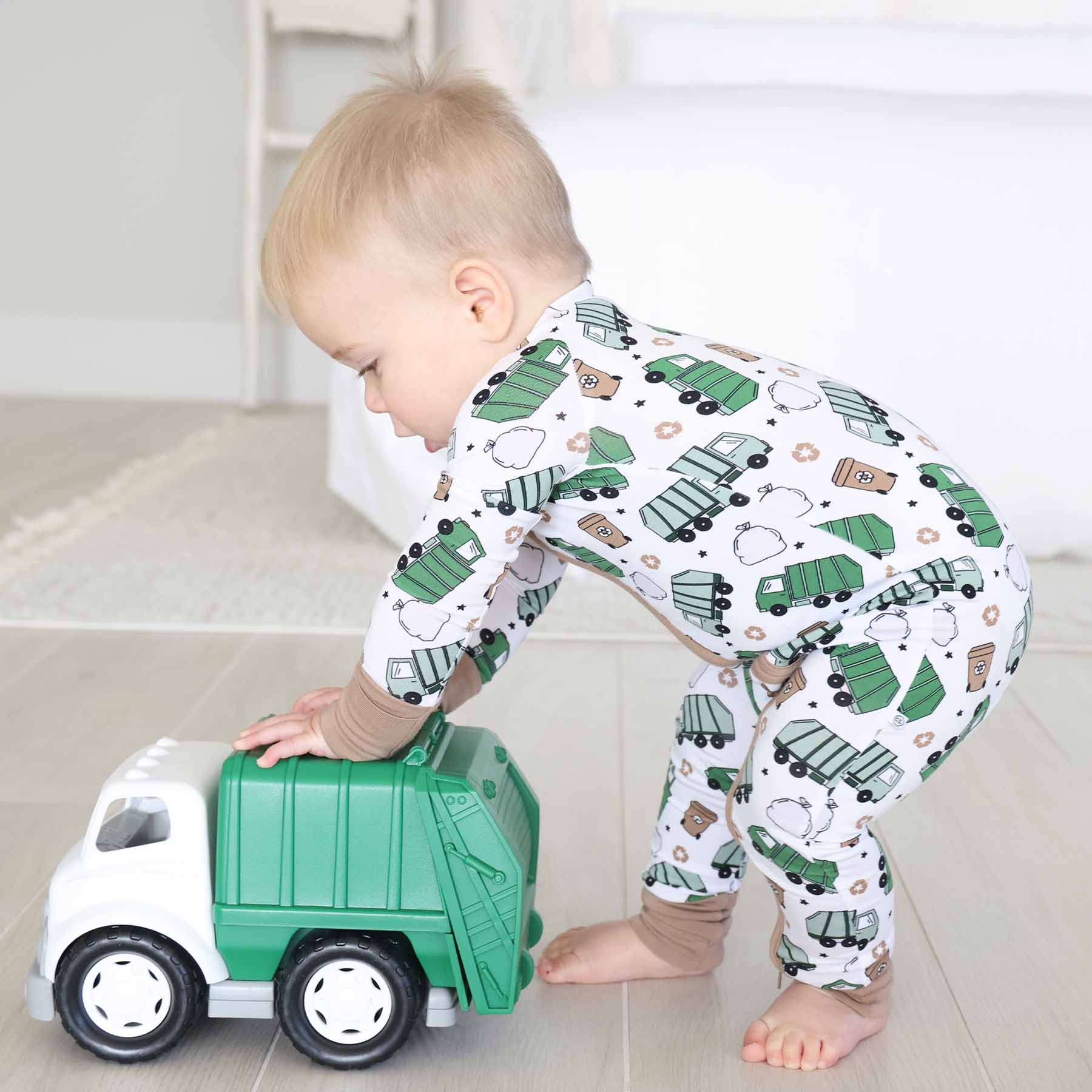  Clean Up Crew Convertible Zip Romper、mySite、layawaytickets