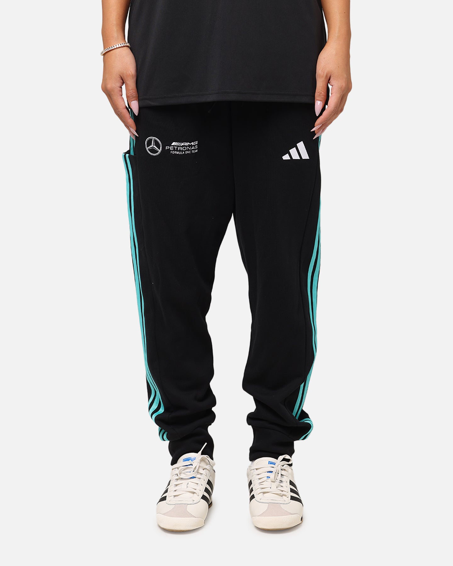 adidas x Mercedes-AMG PETRONAS Formula One F1 DNA Joggers Black/White、mySite、zt4zffjzw