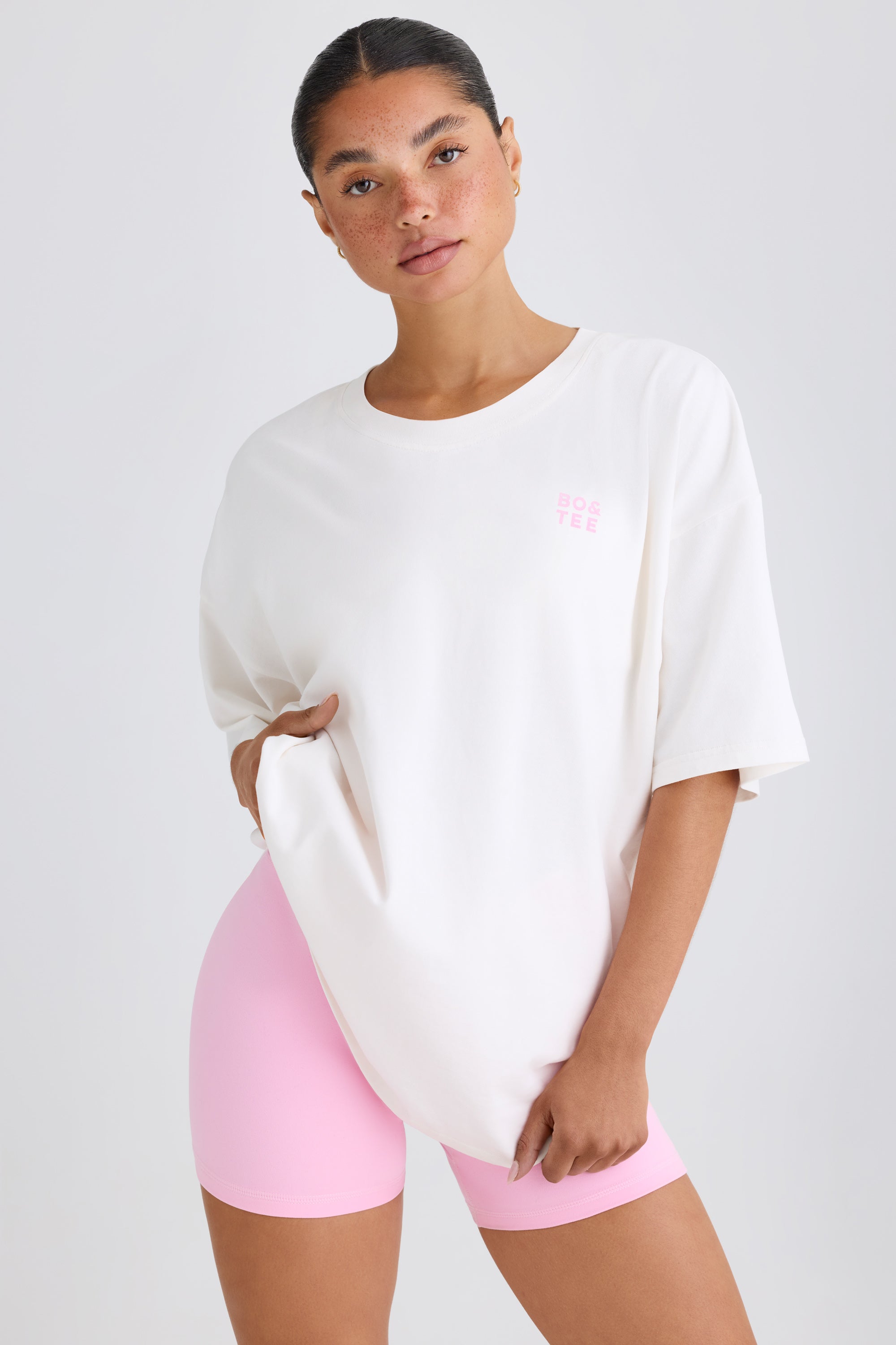 Oversized T-Shirt in White、mySite、solidvoid