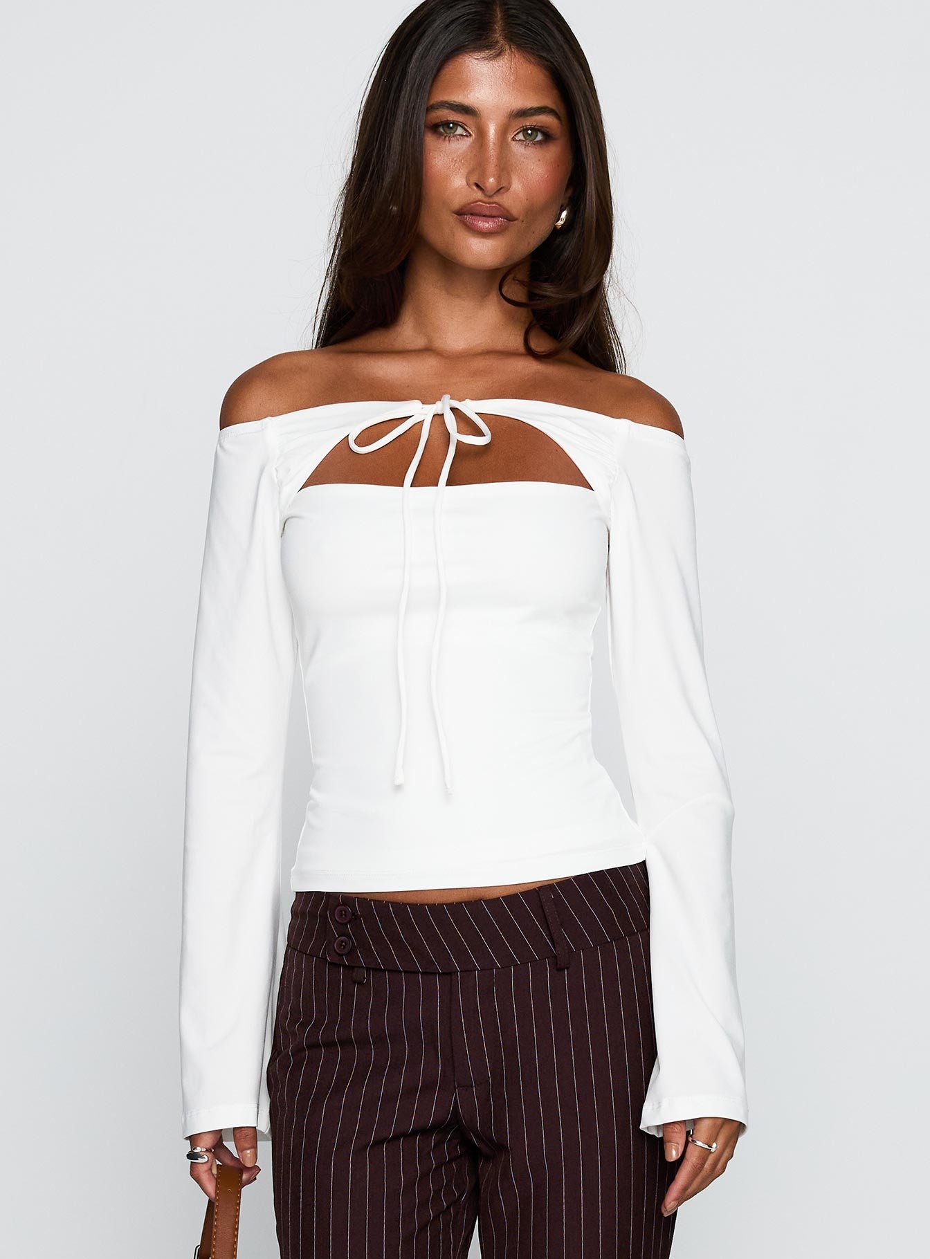 Nevah Long Sleeve Top White、mySite、solidvoid