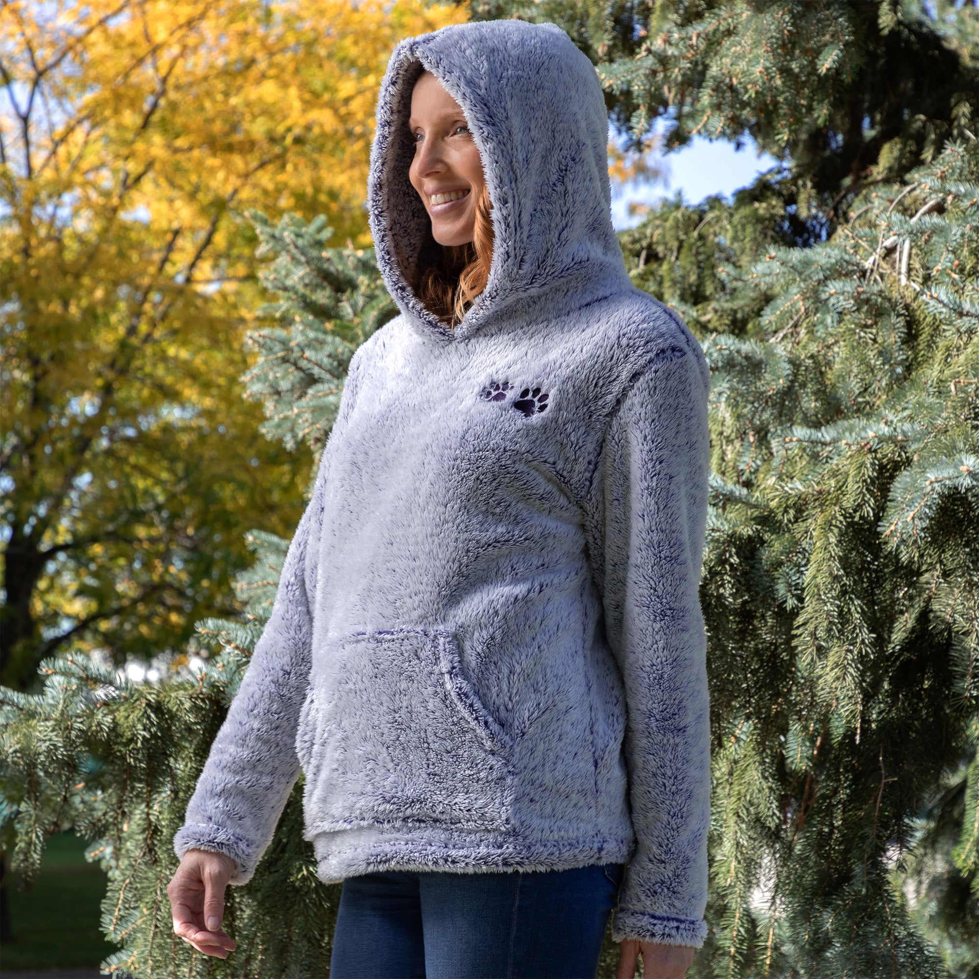 Embroidered Paws Pullover Fleece Hoodie、mySite、camillekostekn