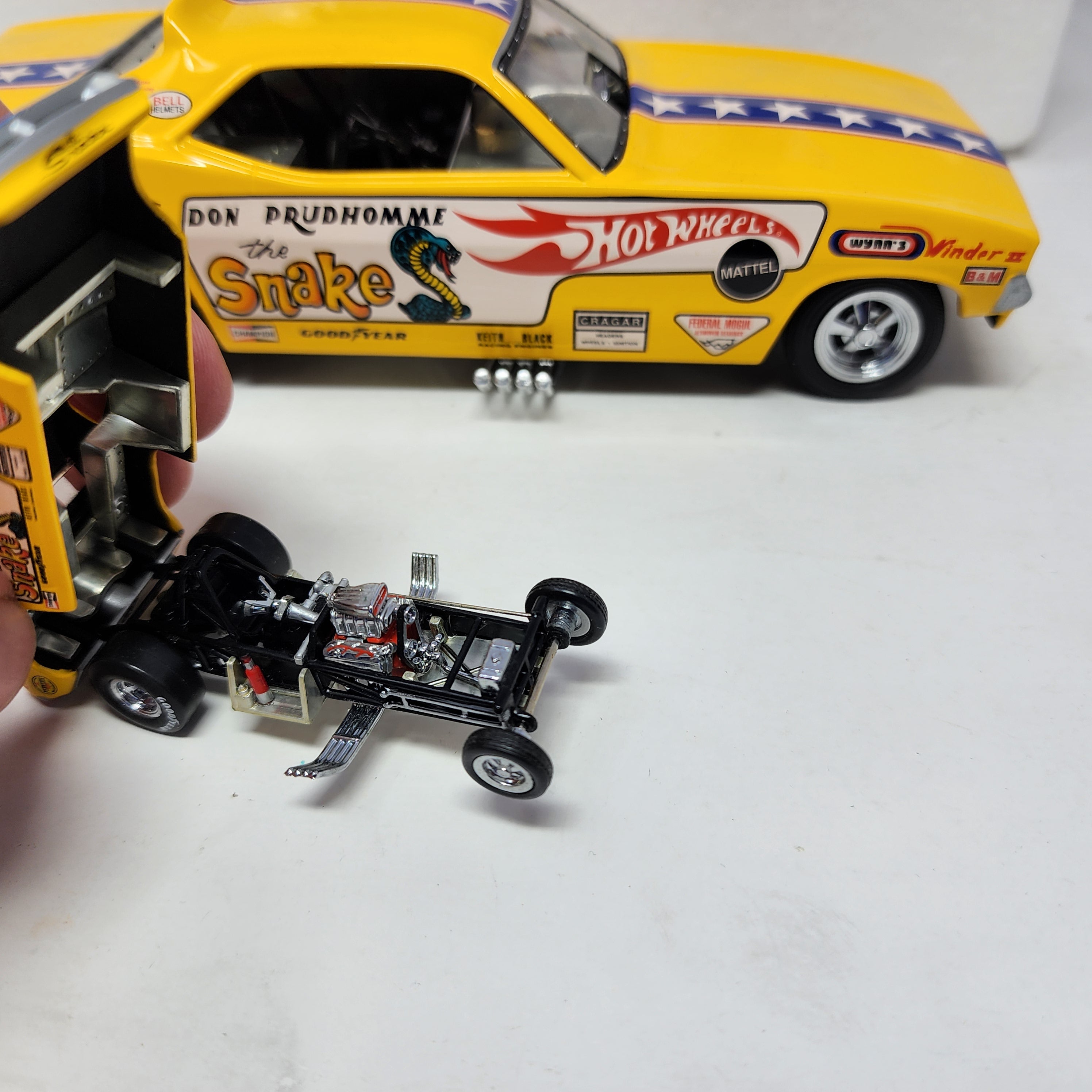 Hot Wheels Legends Funny Car '70 Plymouth Barracuda Snake 1/24 Scale & 1/64 Scale (Copy)、mySite、hgirdovlk